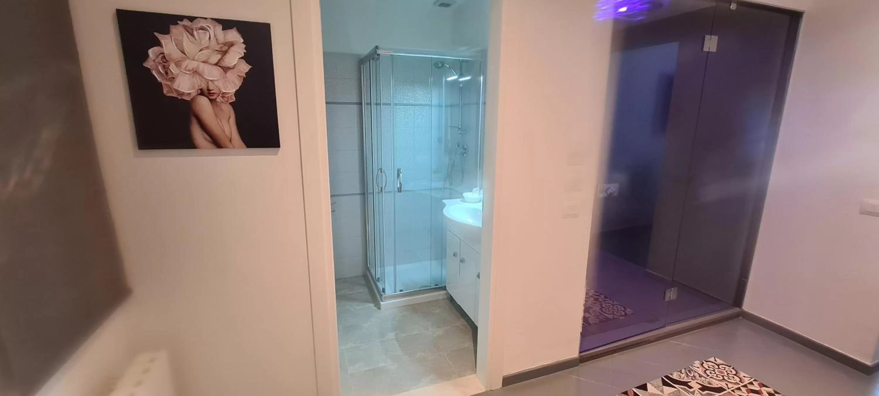 Bathroom in 'novecento bed & breakfast