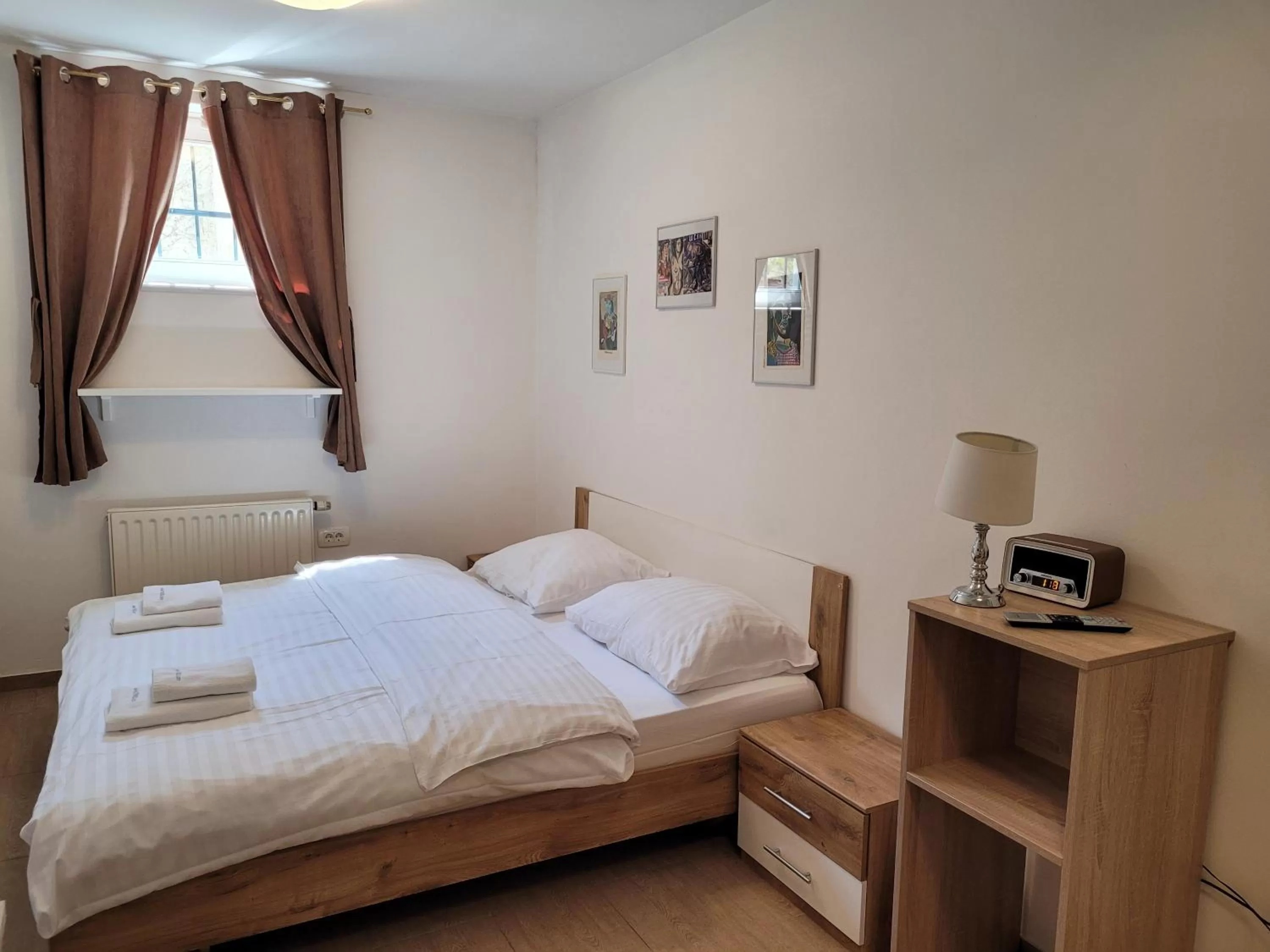 Bed in Hotel Vila Katrca