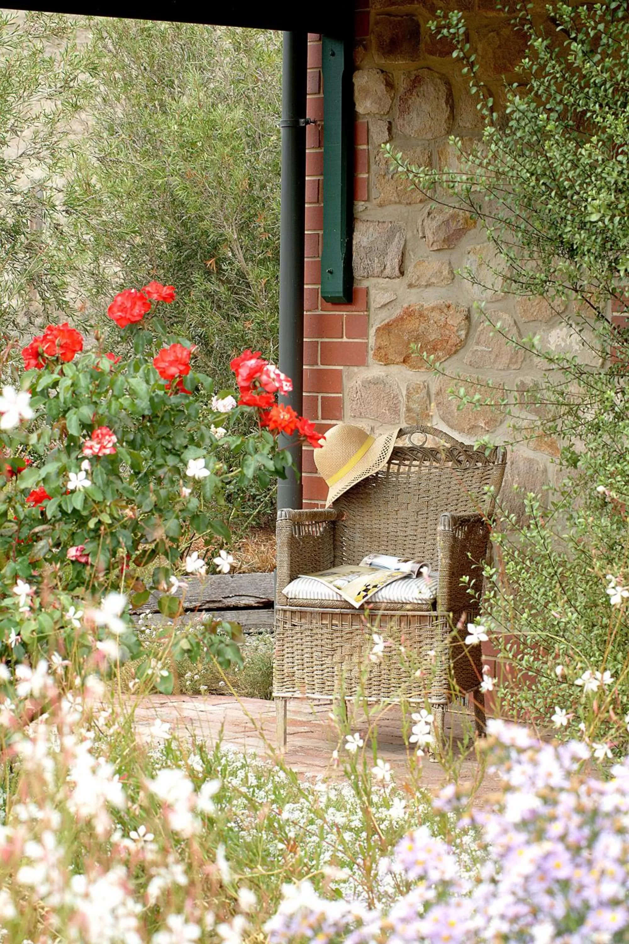 Facade/entrance in Amanda's Cottage 1899
