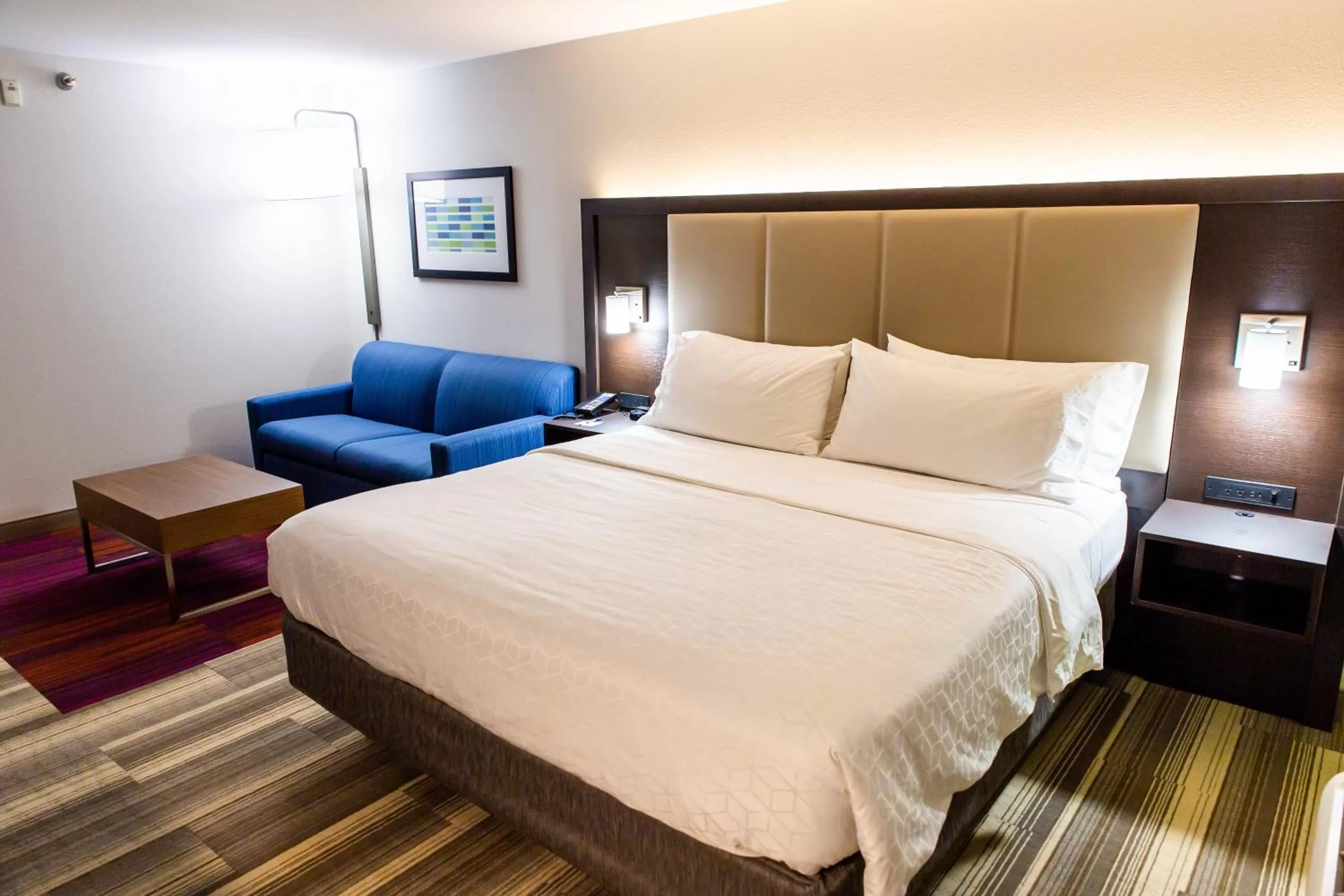 Photo of the whole room, Bed in Holiday Inn Express - Columbus - Dublin by IHG