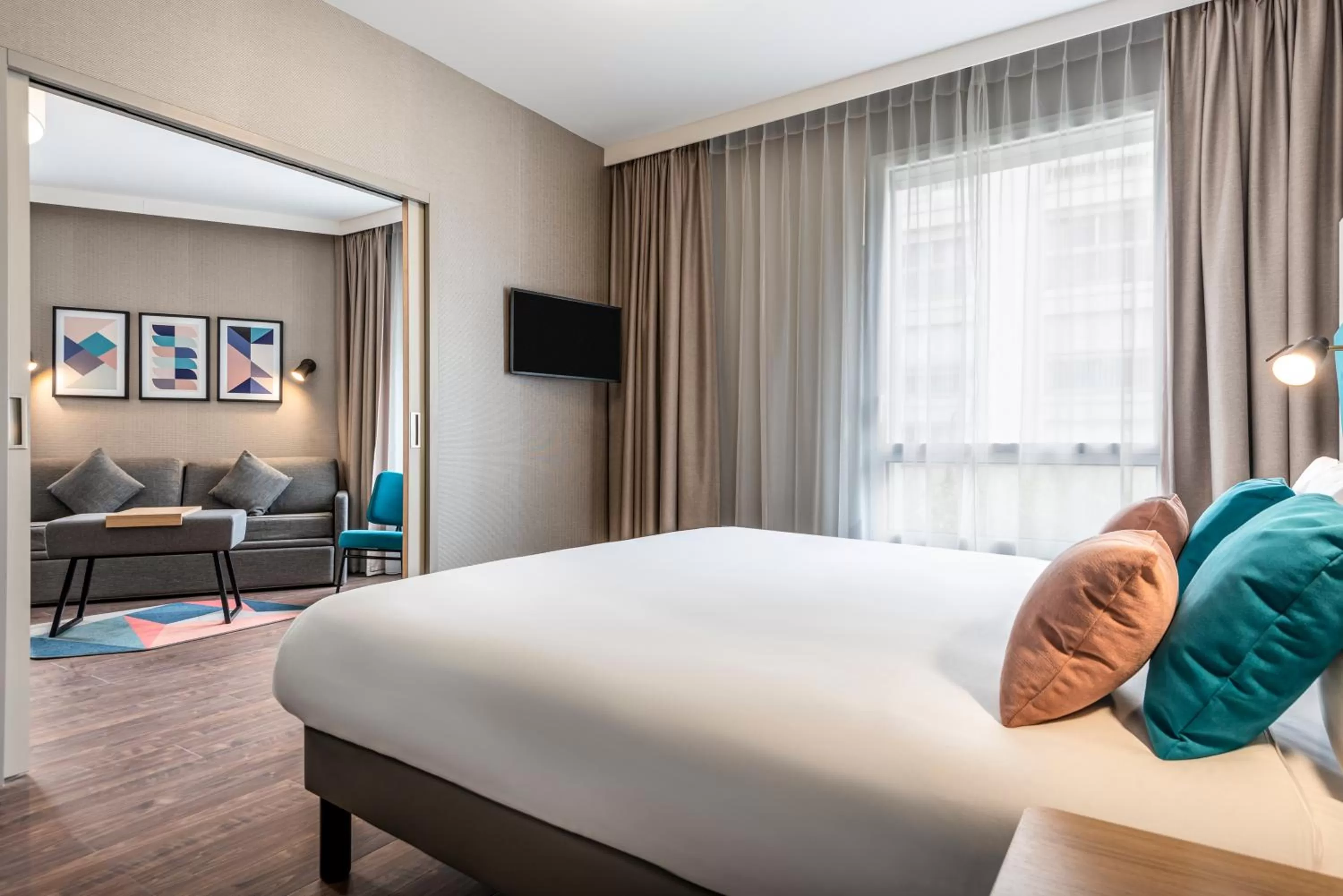 Photo of the whole room, Bed in Aparthotel Adagio Paris Nation