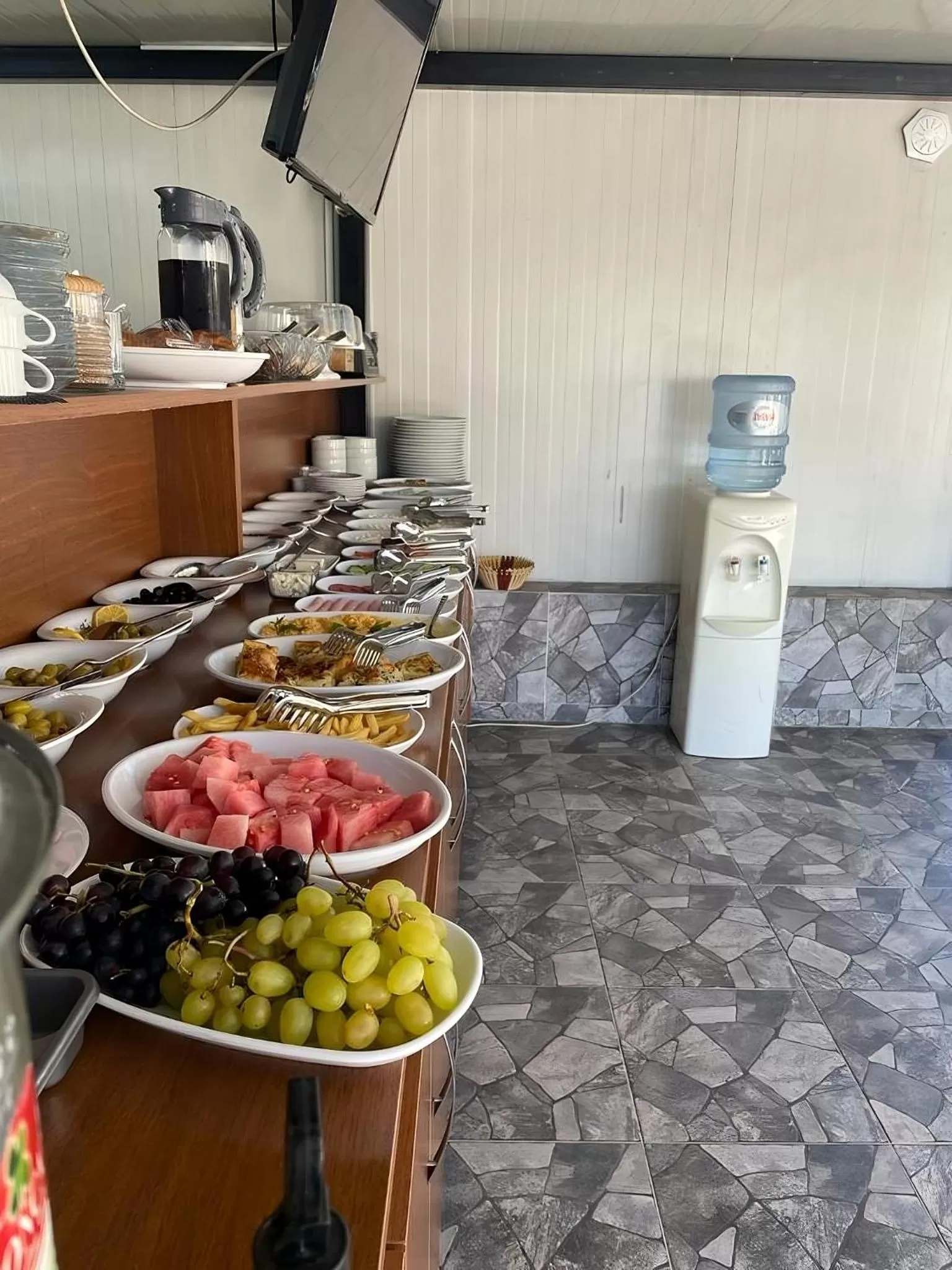 Buffet breakfast in Epoch Stone House