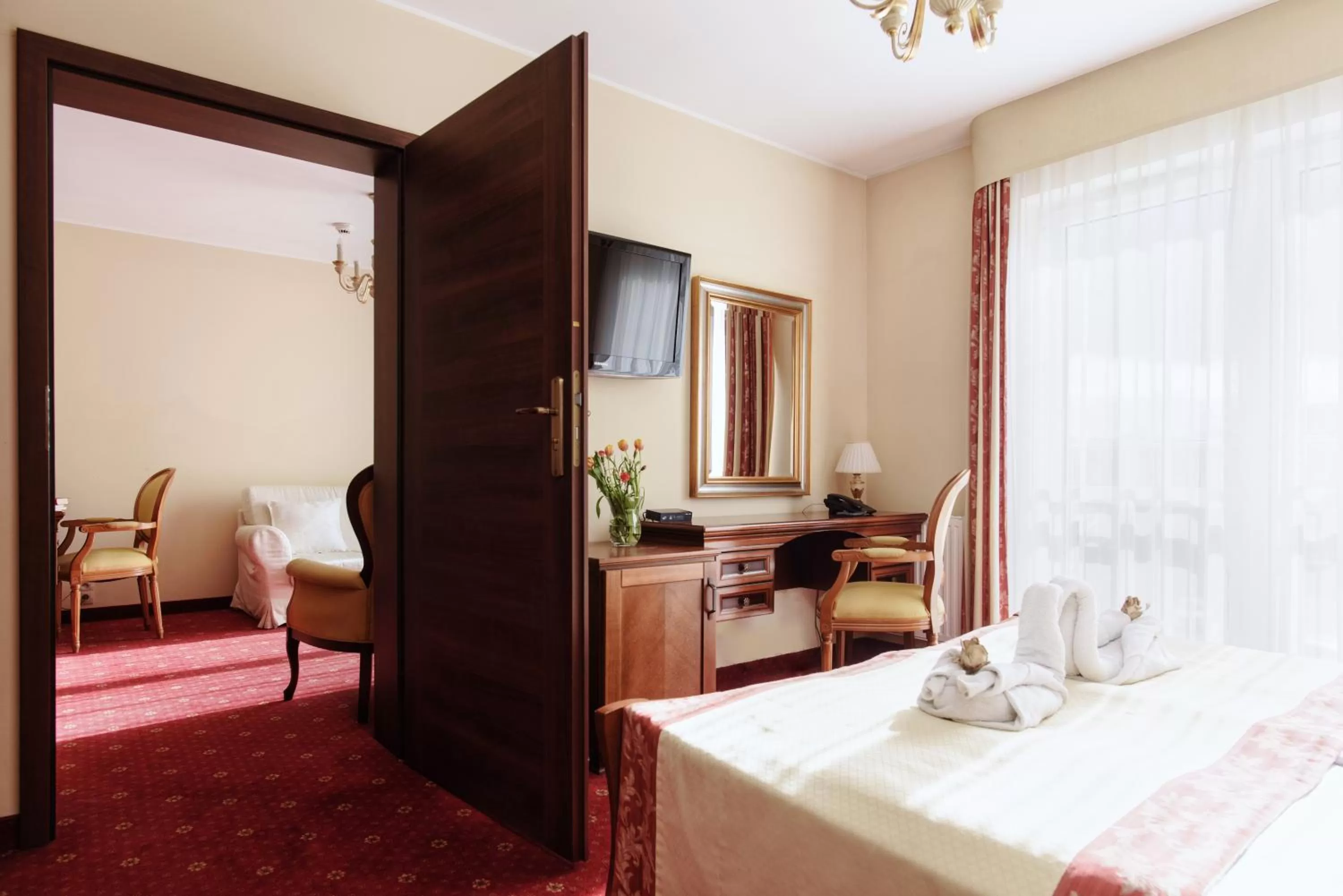 Bed in Lila Medical SPA