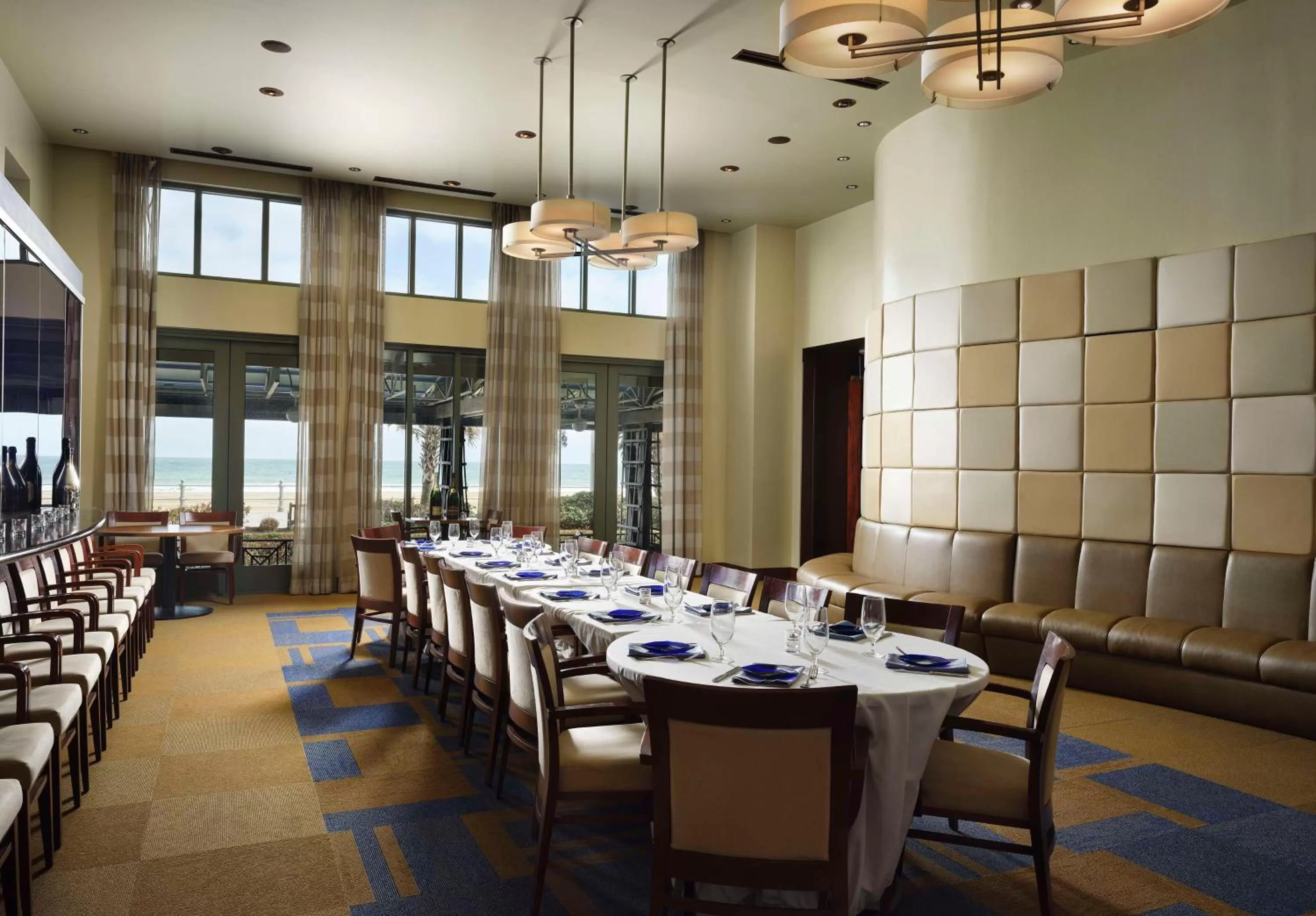 Restaurant/places to eat in Hilton Virginia Beach Oceanfront