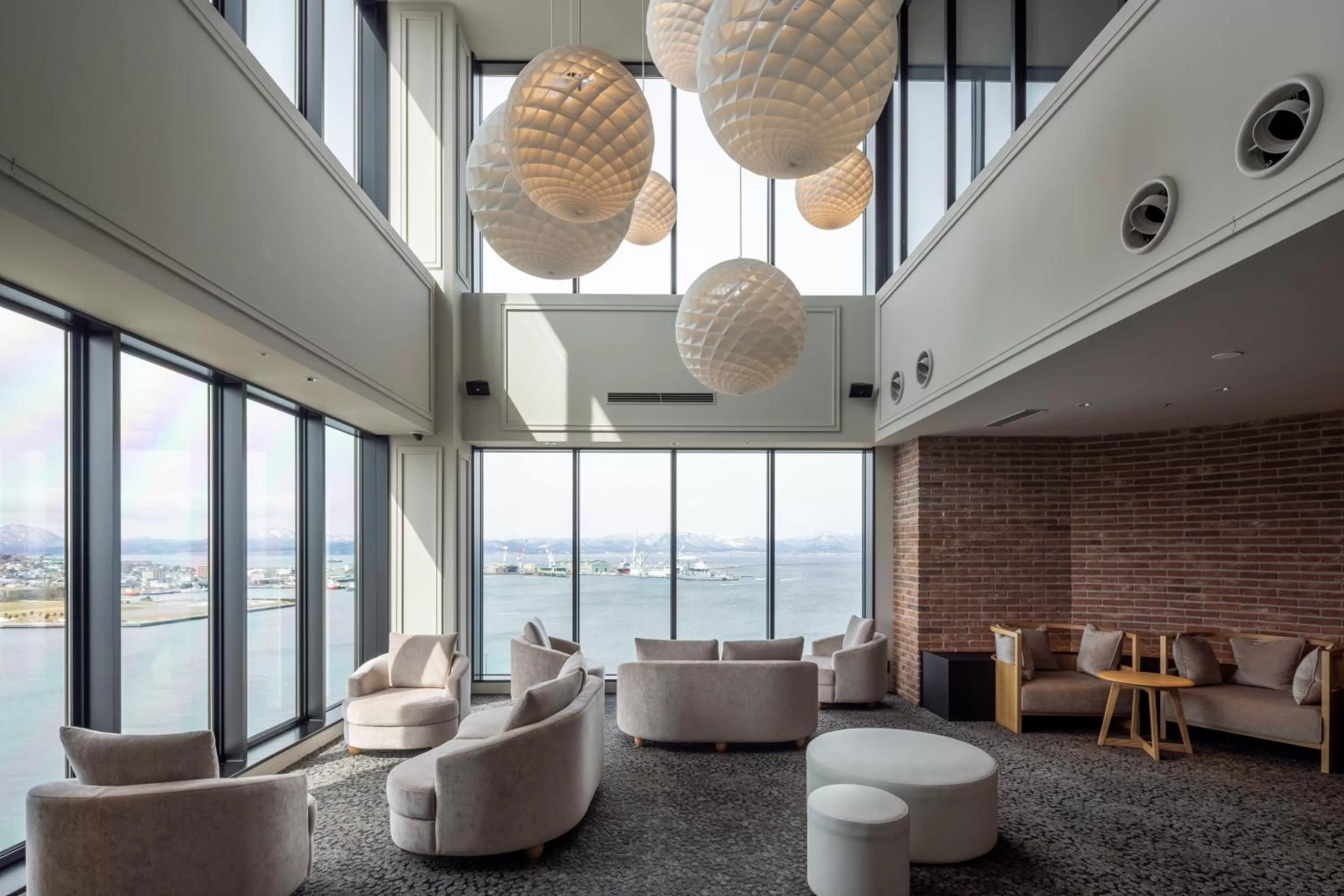 Communal lounge/ TV room in Tokyu Stay Hakodate Asaichi Akarinoyu