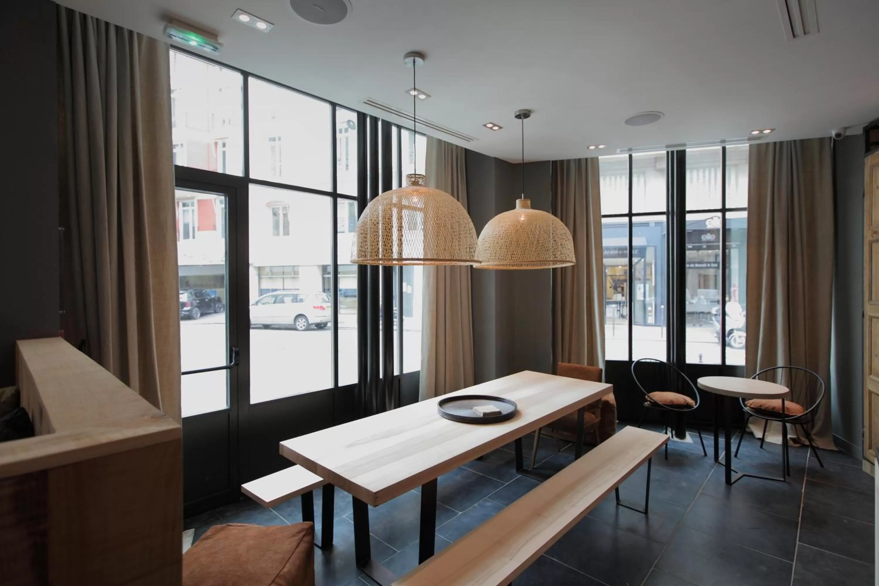 Lounge or bar in Hidden Hotel