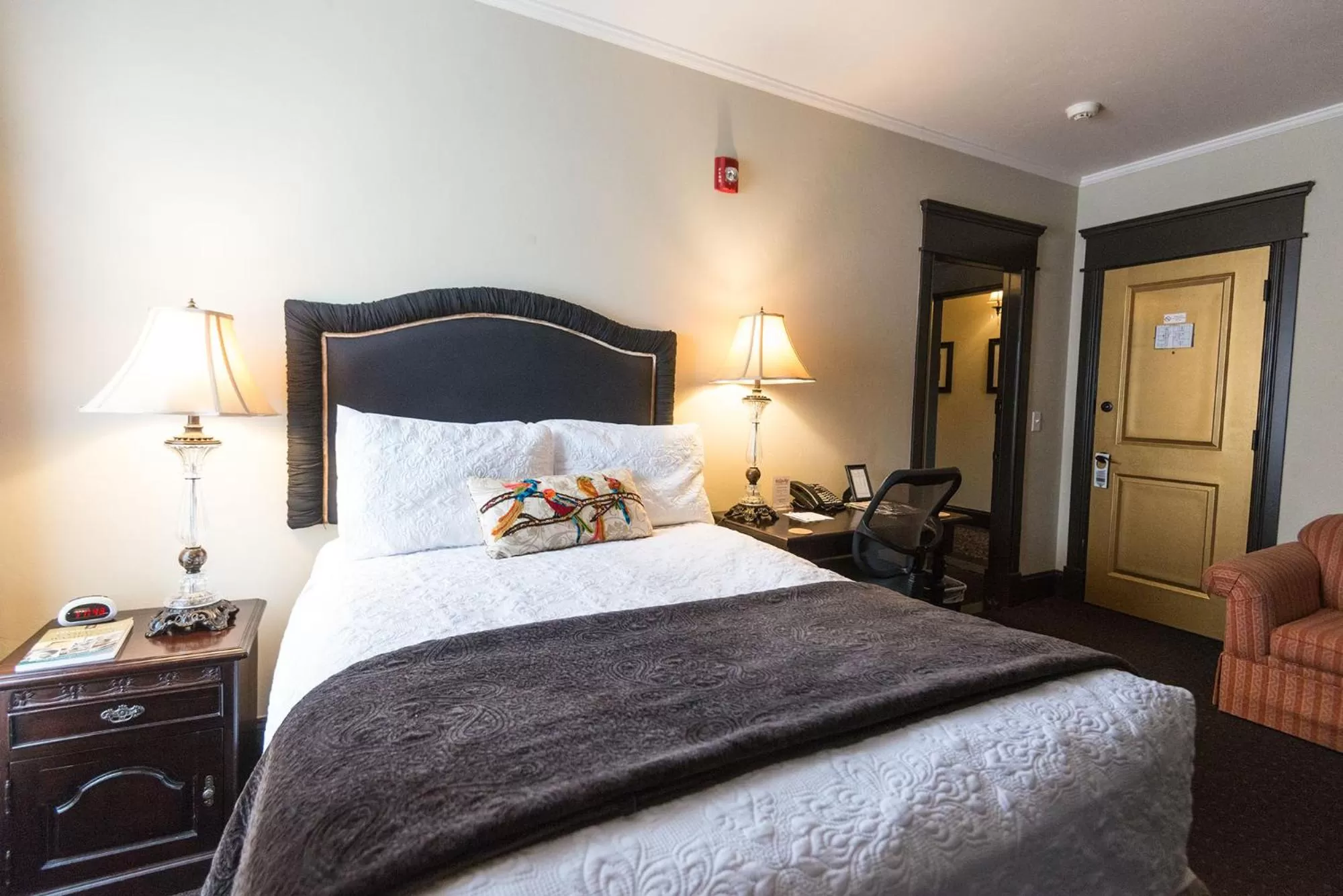 Bed in Camas Boutique Hotel