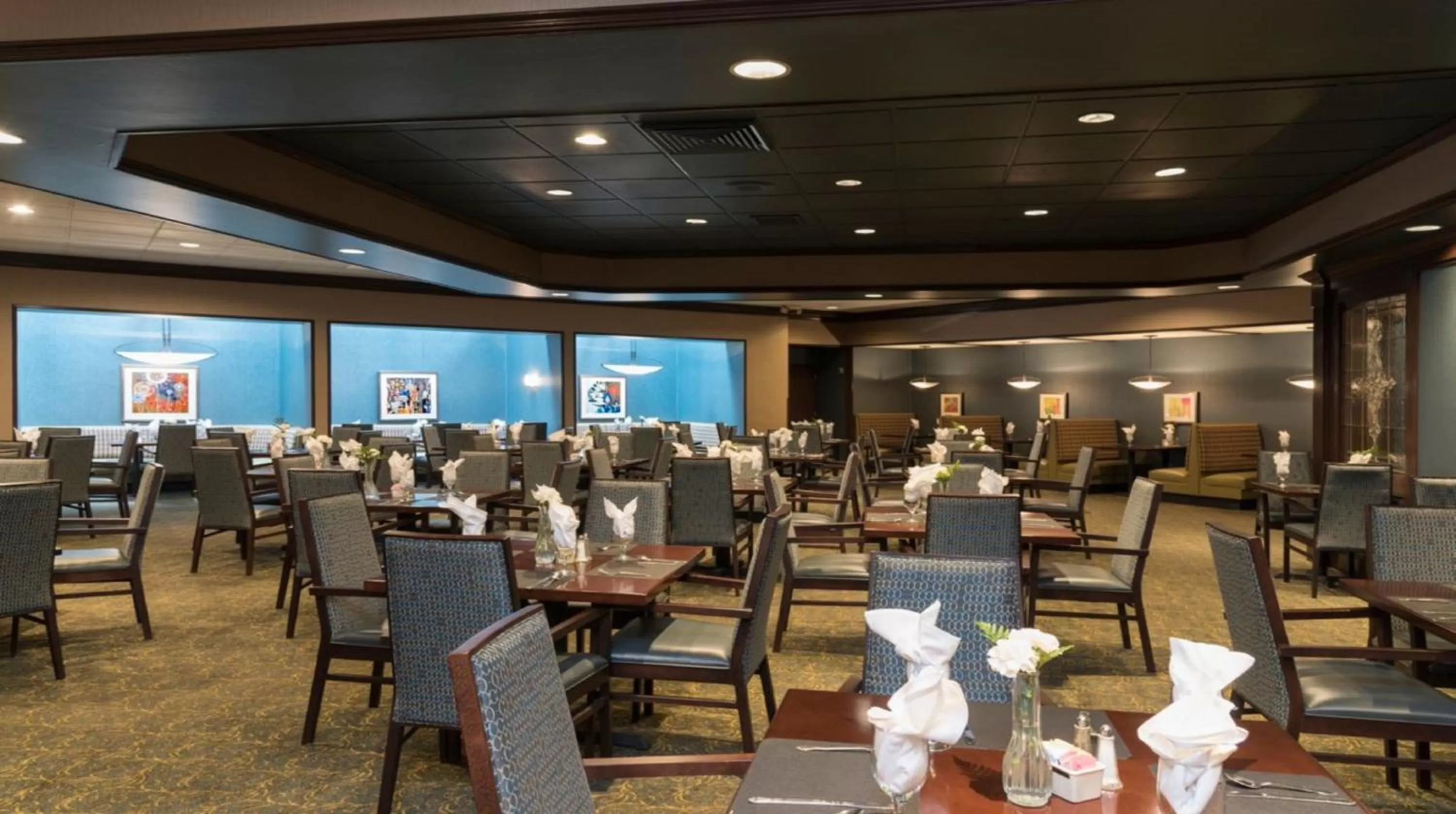 Restaurant/places to eat in Candlewood Suites - Cleveland South - Independence by IHG