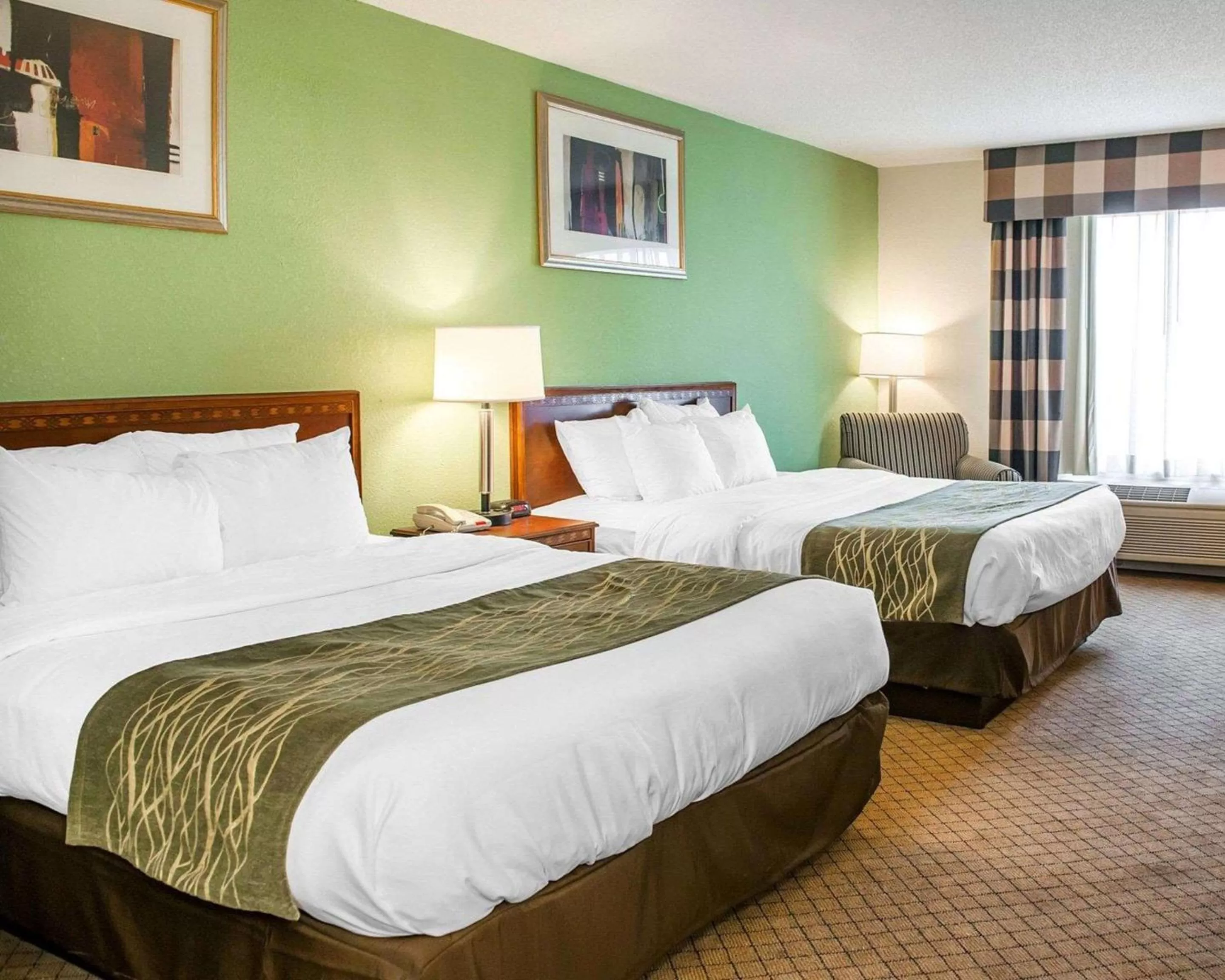 Photo of the whole room, Bed in Comfort Inn Goshen