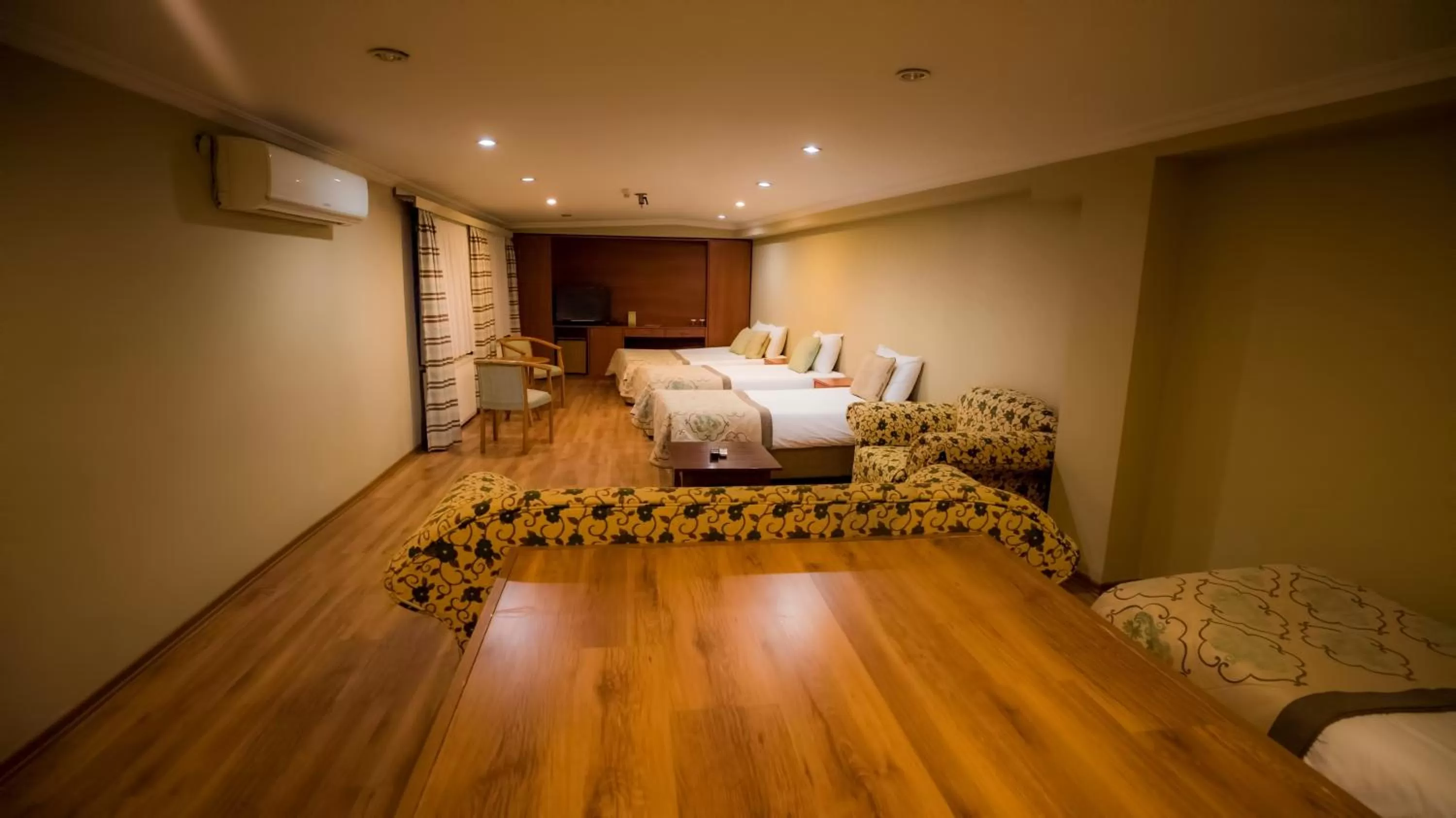 Photo of the whole room, Bed in Boyuguzel Termal Hotel