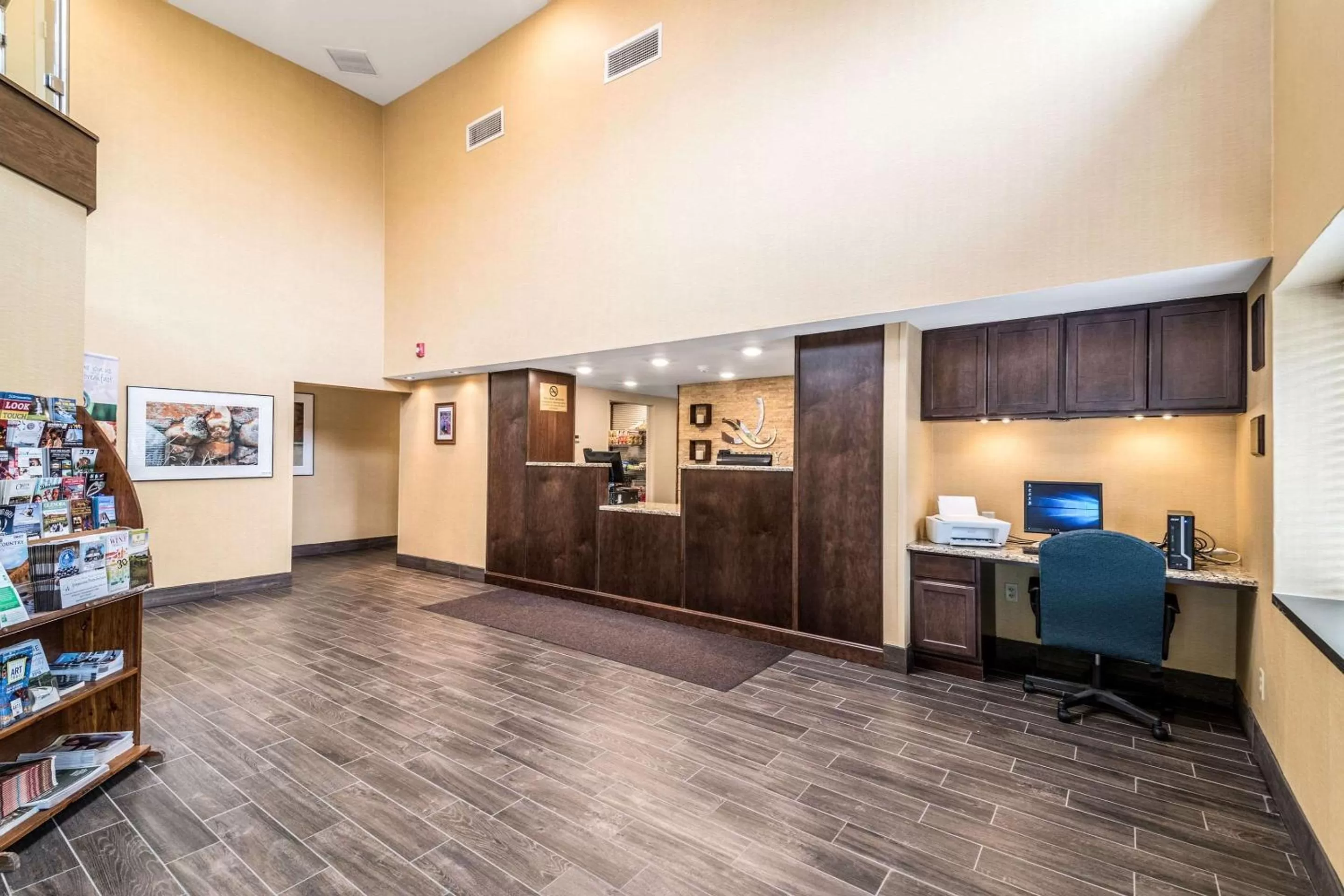 Lobby or reception in Quality Inn Ithaca - University Area