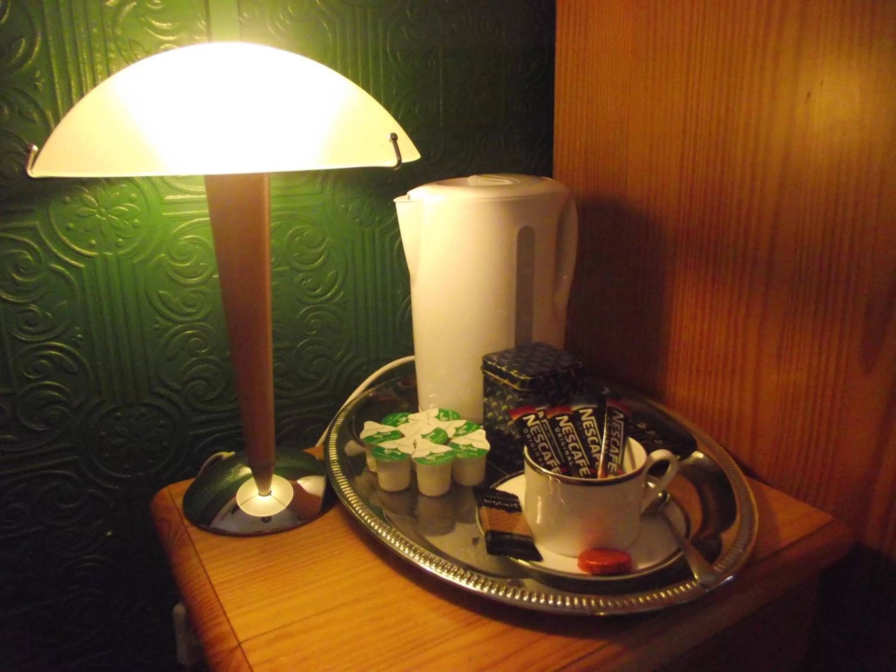 Coffee/tea facilities in The Molly House