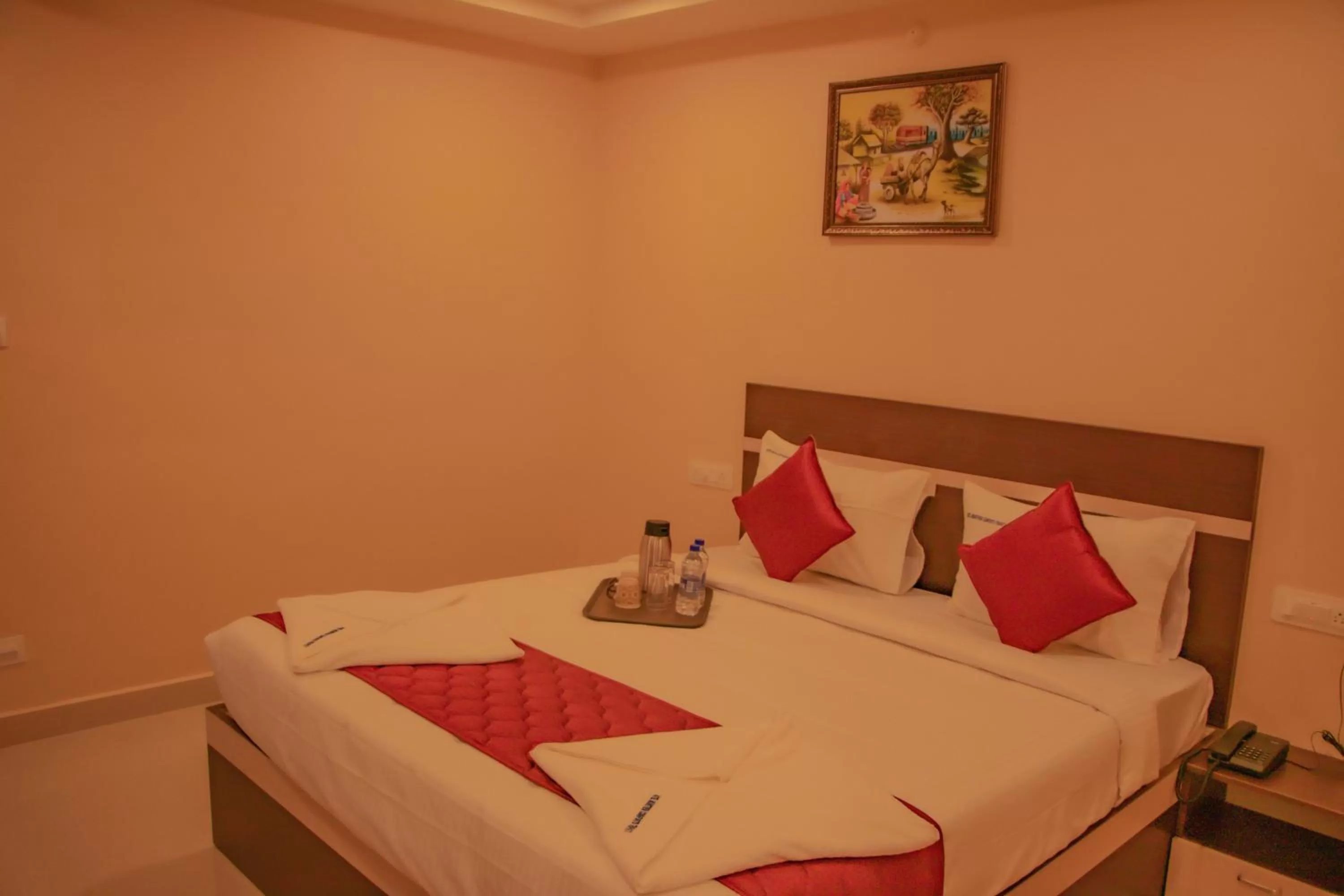 Photo of the whole room, Bed in Hotel Mountview Comforts