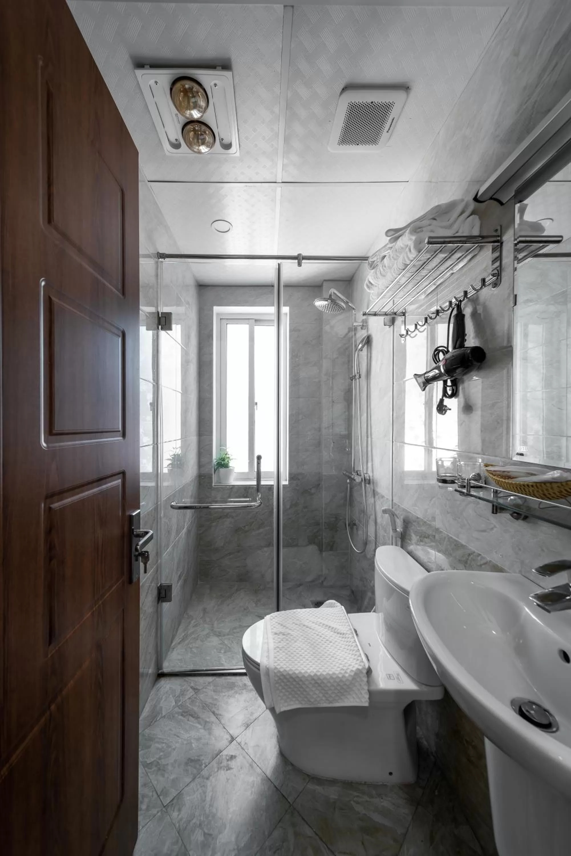 Shower in Veshia Hotel & Spa