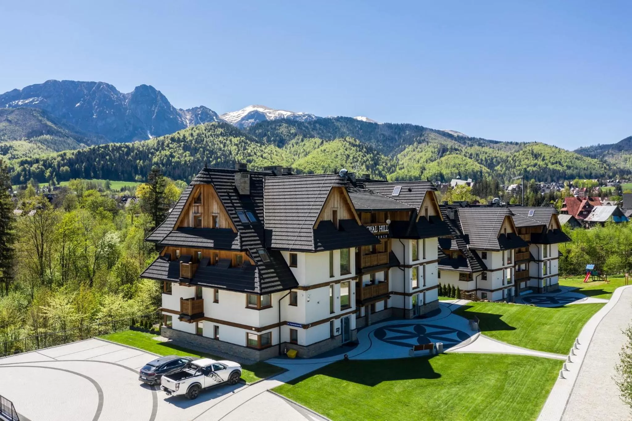 Property building in Royal Hill Residence