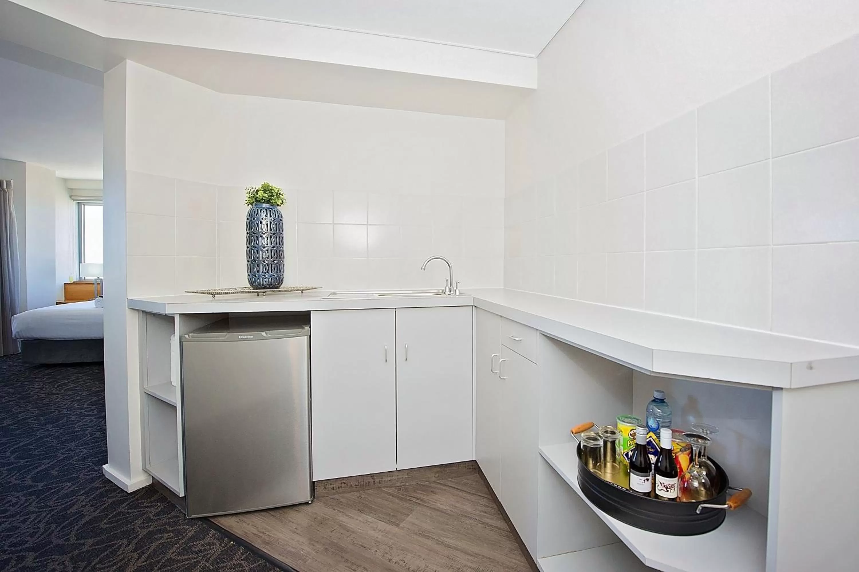 Coffee/tea facilities in The Lord Forrest Hotel