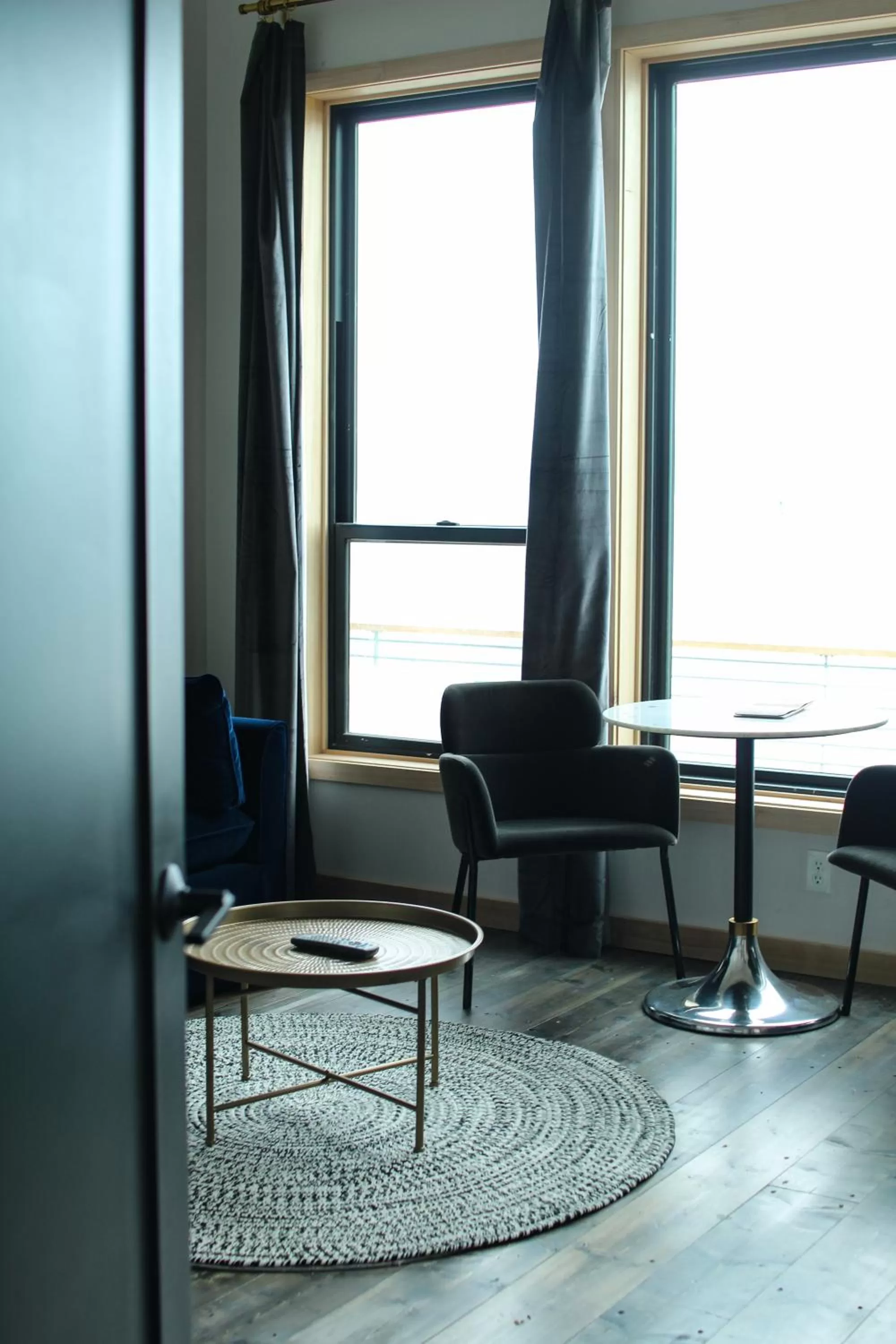 Living room in Bowline Hotel