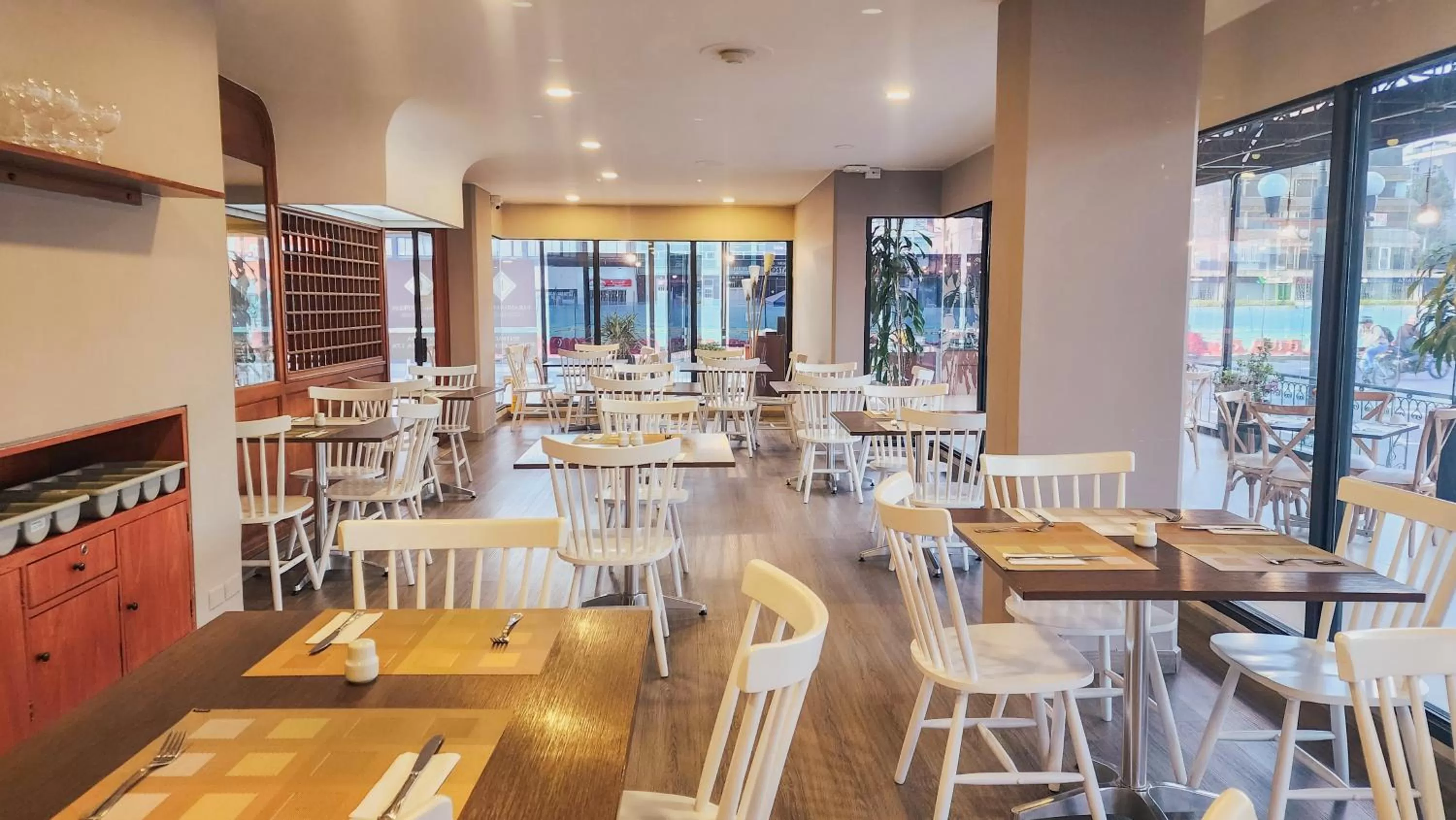 Restaurant/places to eat in Faranda Express Belvedere