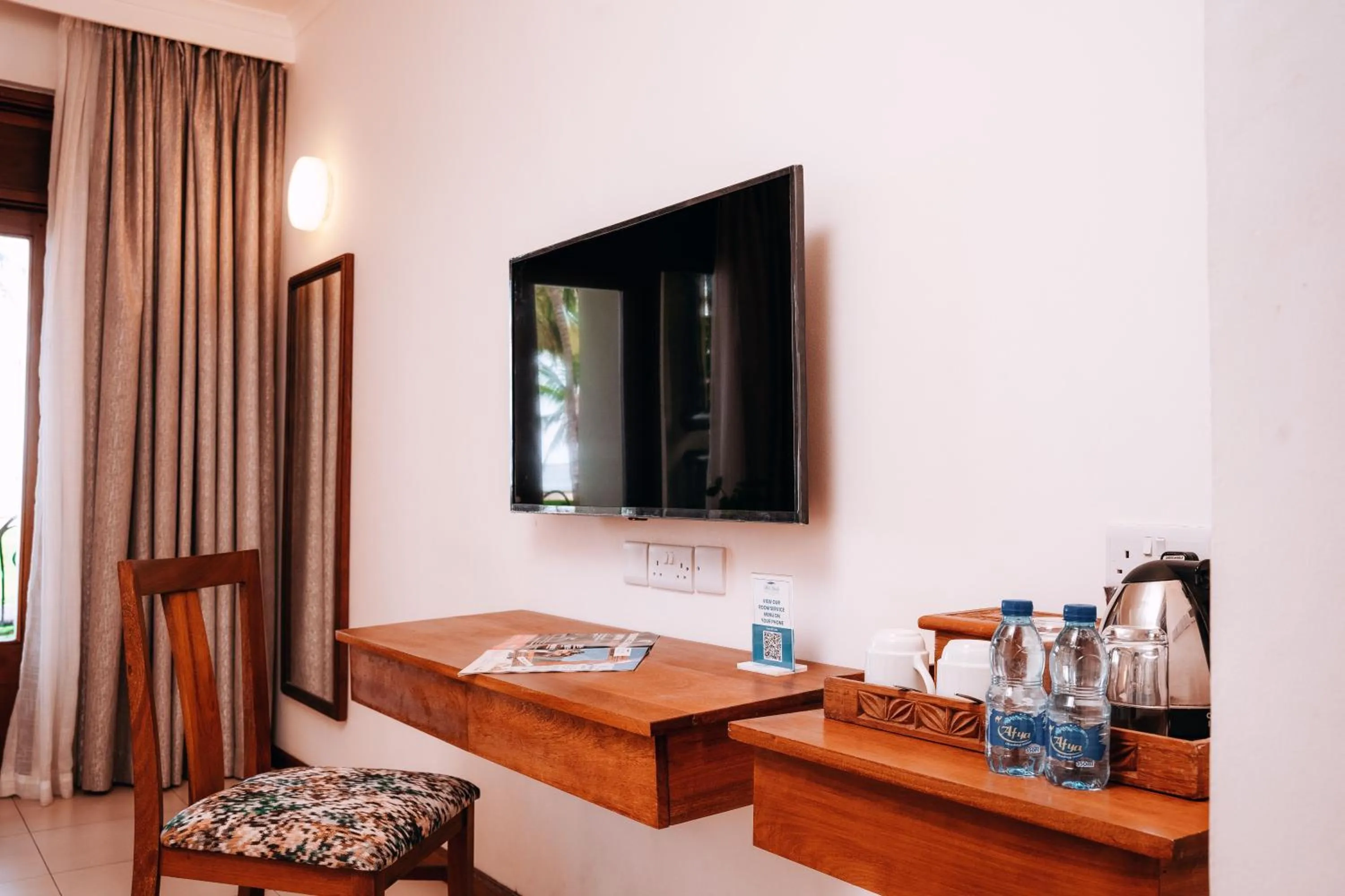 TV and multimedia in White Sands Hotel