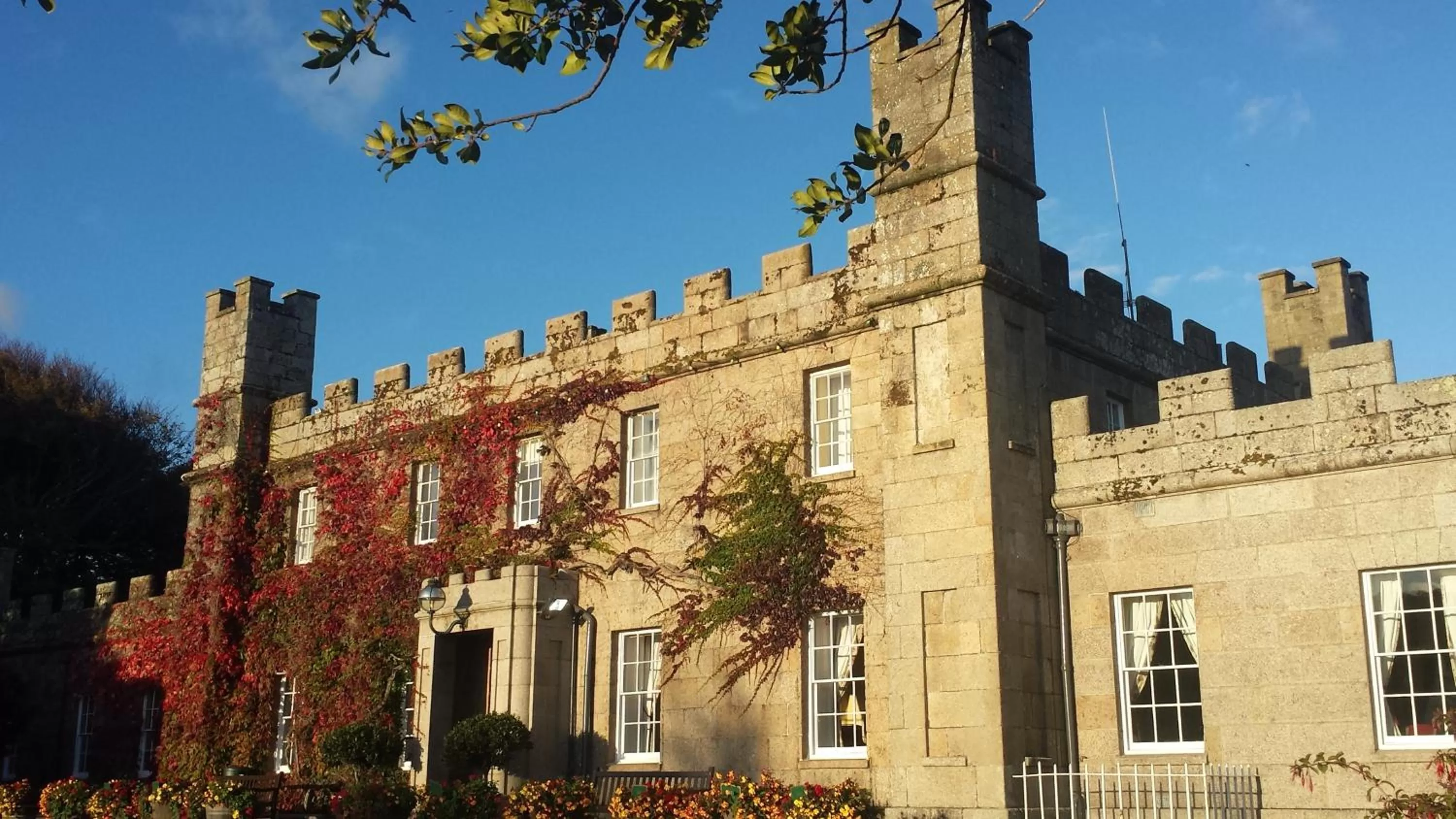 Facade/entrance in Tregenna Castle Resort