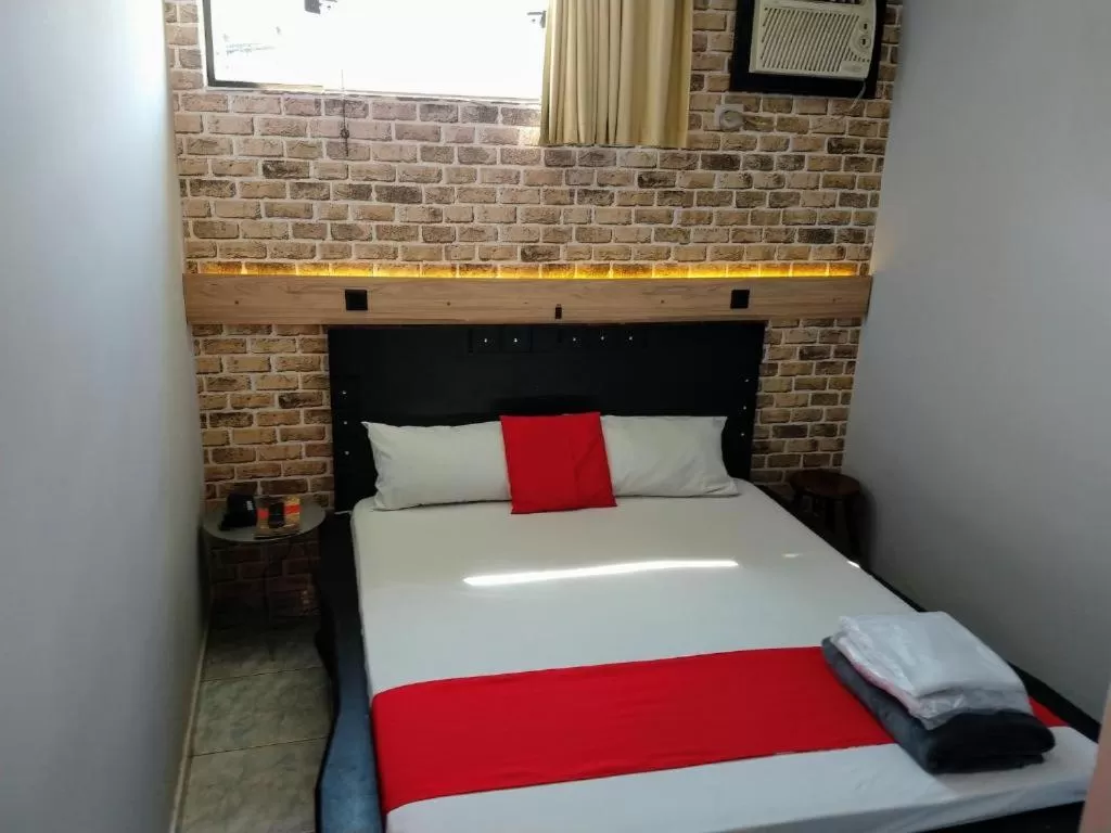 Bedroom, Bed in Hotel Urban