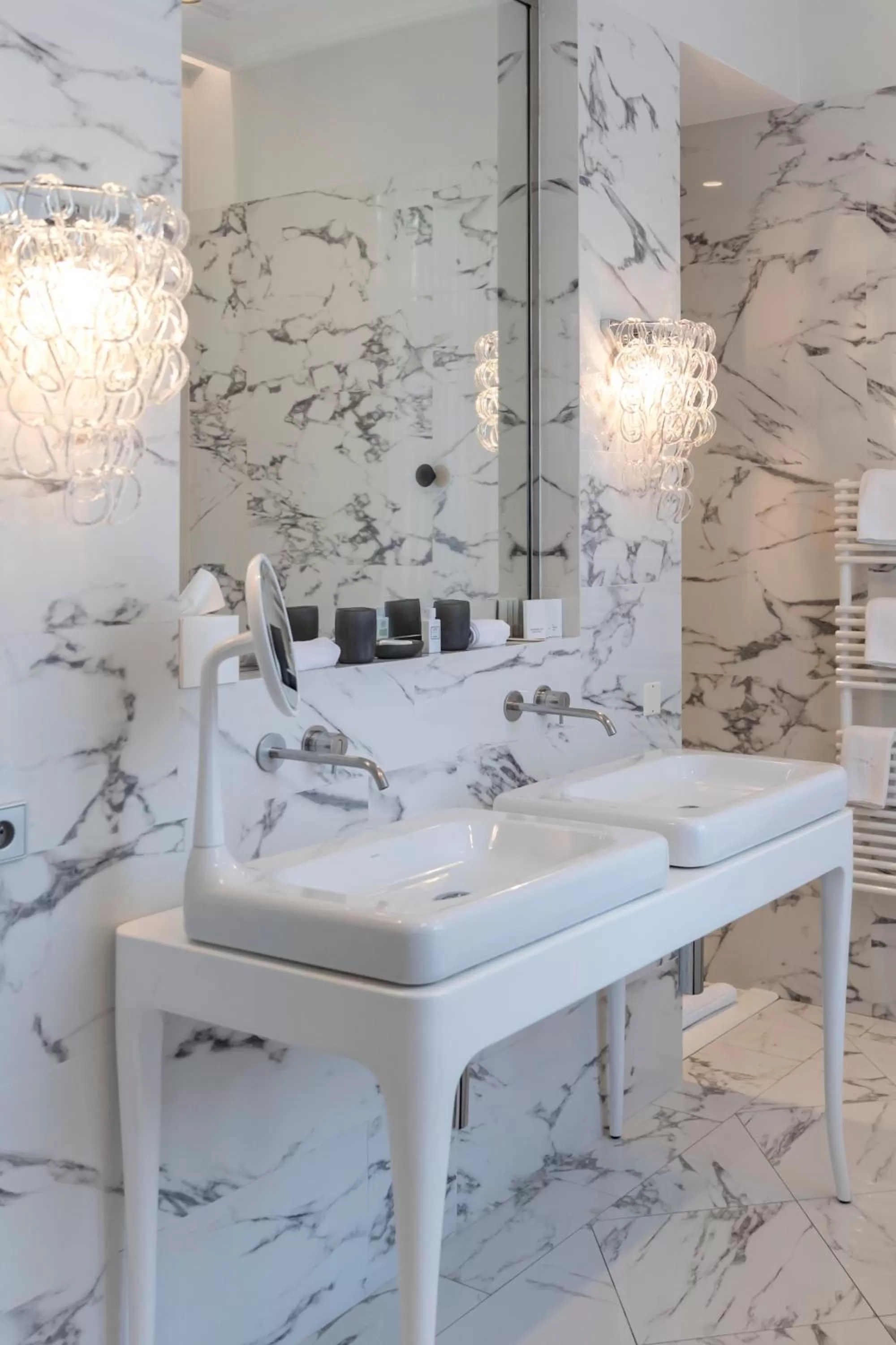 Bathroom in Yndo Hôtel