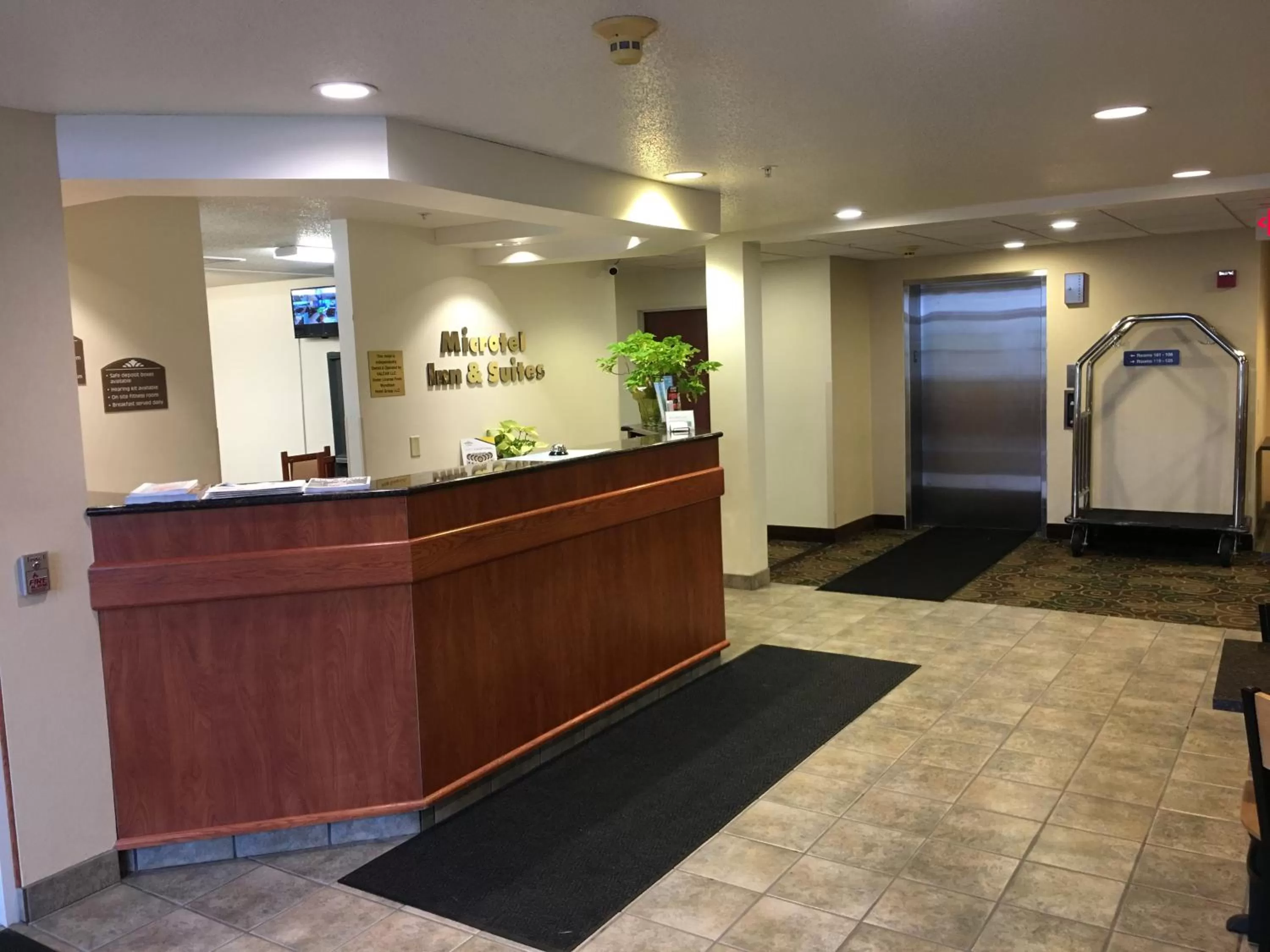 Lobby or reception in Microtel Inn & Suites by Wyndham Rice Lake