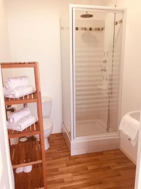 Bathroom in L'Atrium