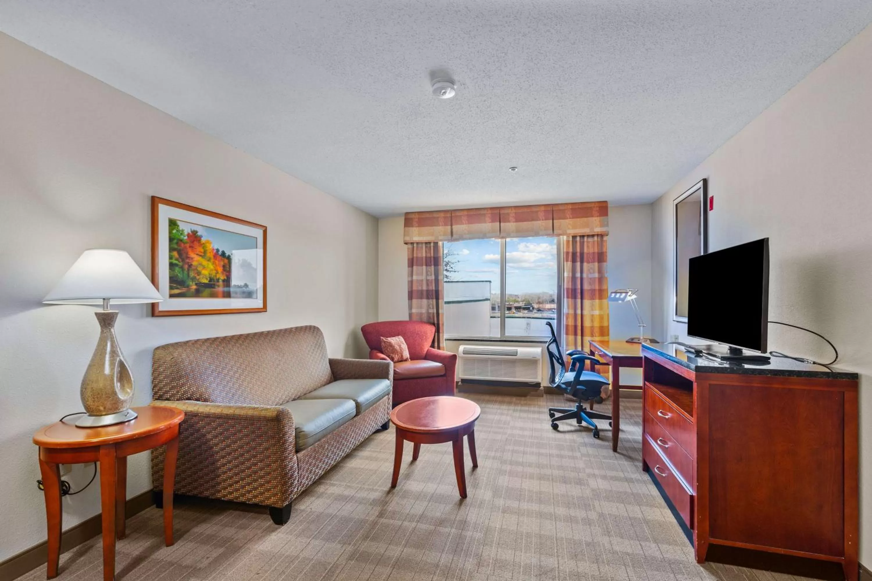 Bedroom in Hilton Garden Inn Starkville