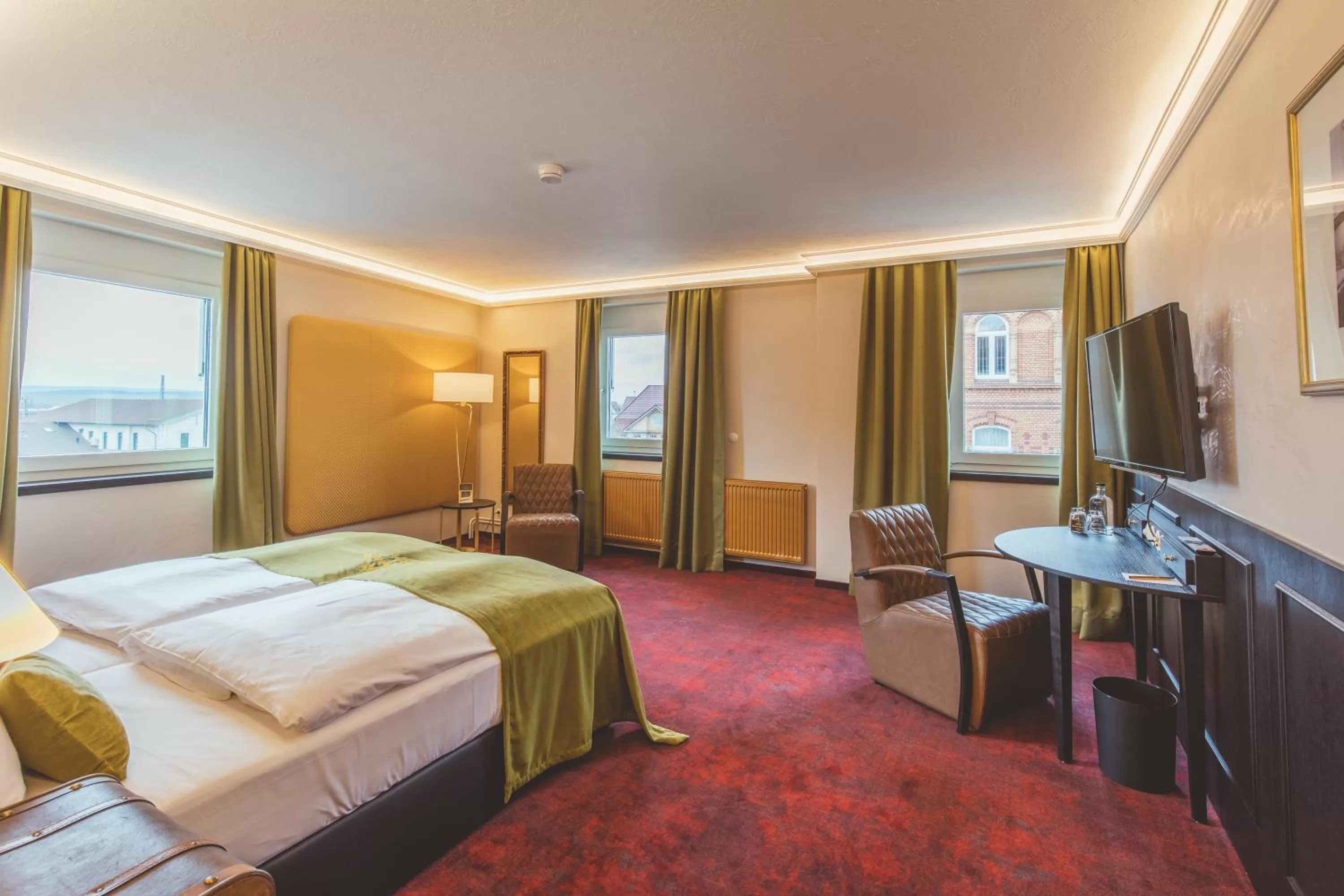 Photo of the whole room, Bed in Nordhäuser Fürstenhof & TinySky-Resort