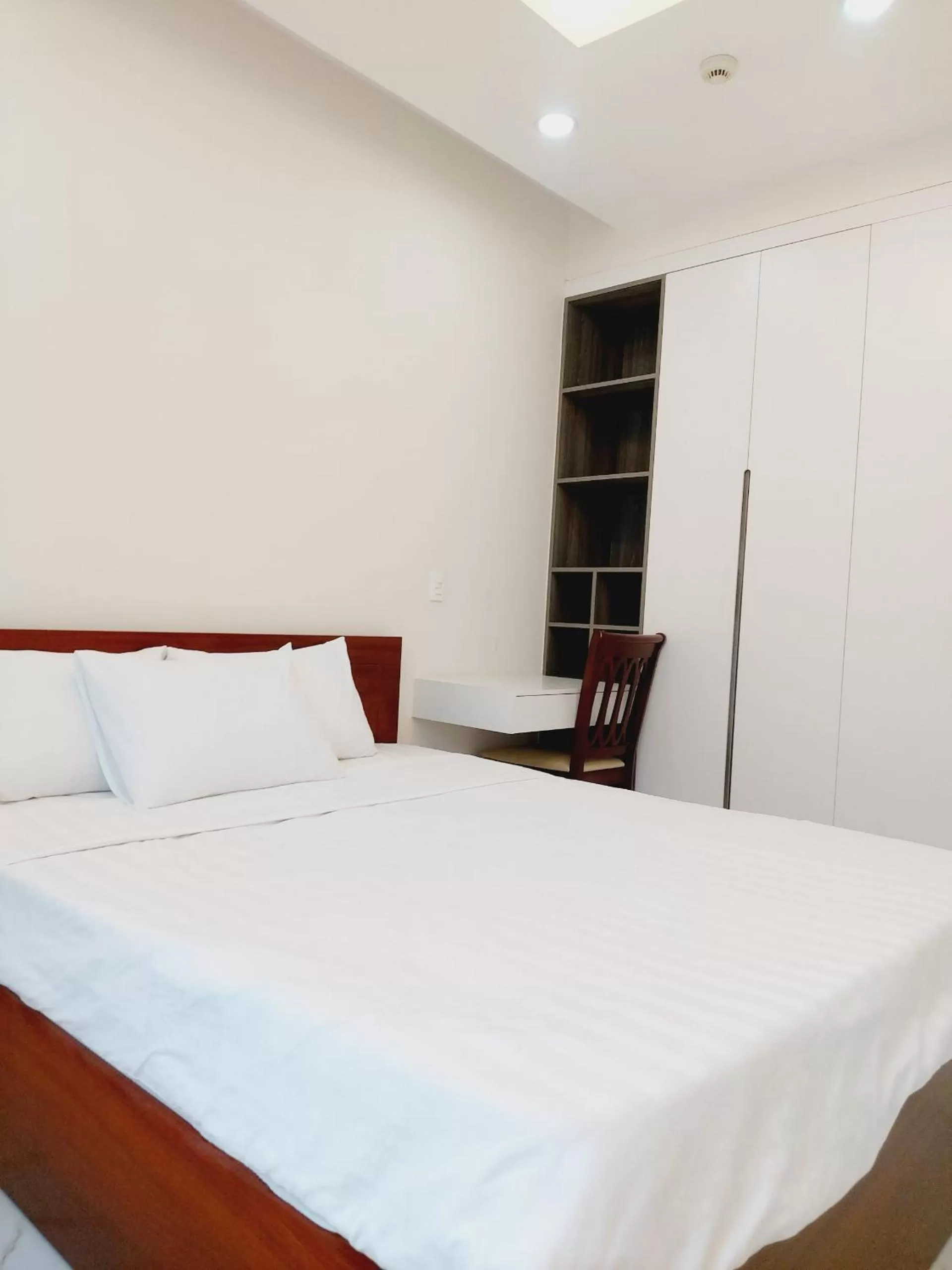 Bed in Scenic Valley Suite