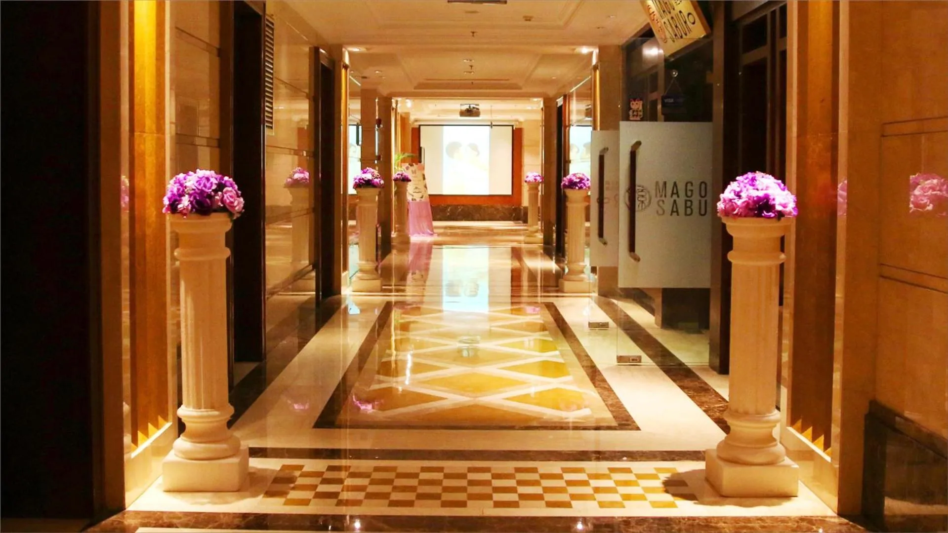 Meeting/conference room in Grand International Hotel