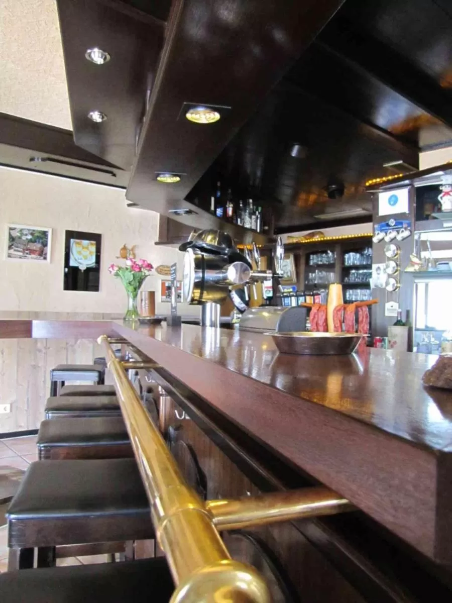 Lounge or bar in "Unter den Kastanien"