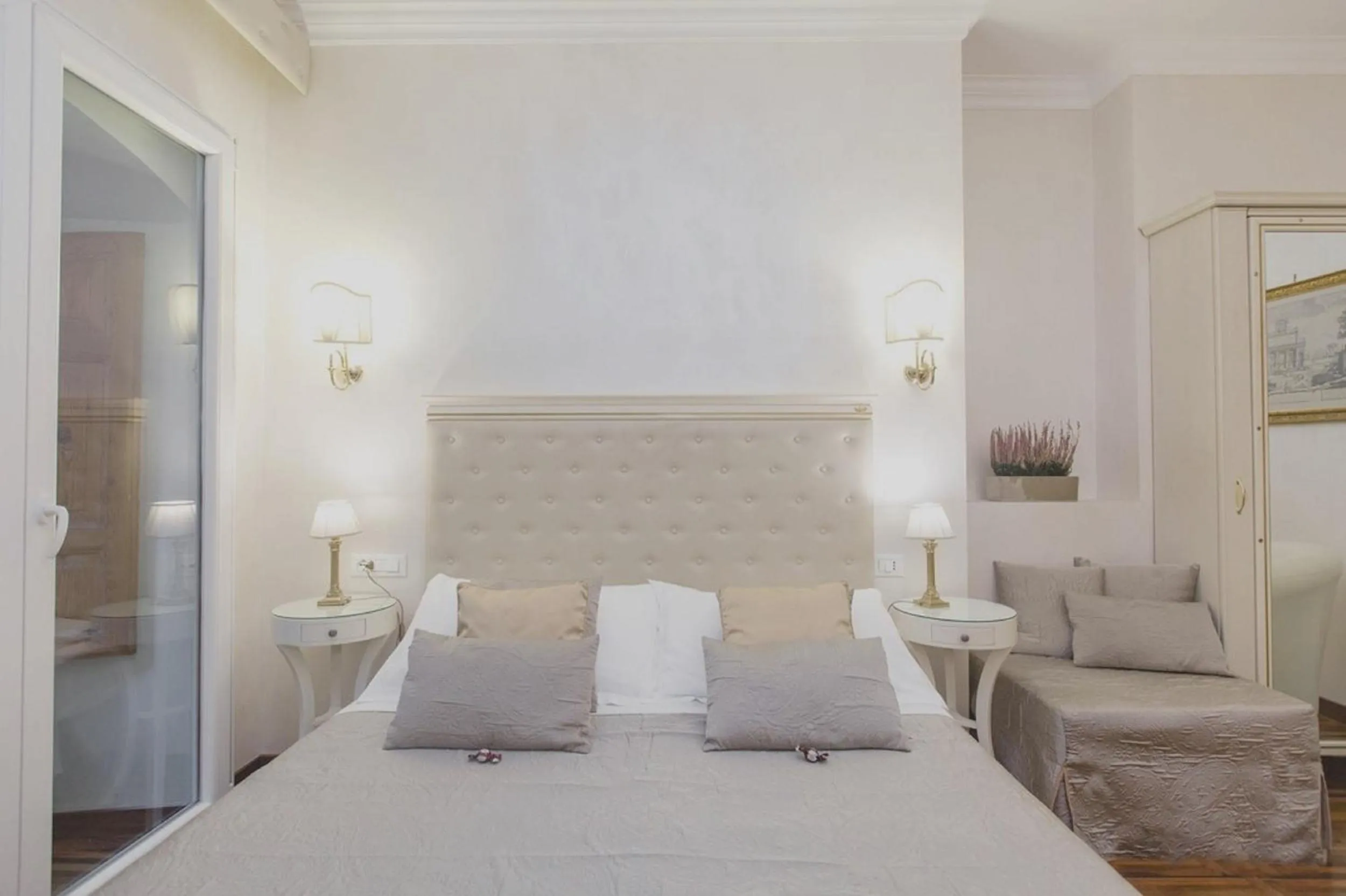 Photo of the whole room, Bed in Locanda Navona