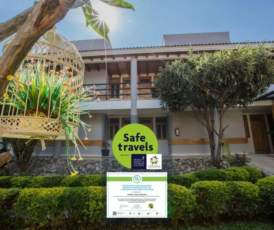 Property Building in Hotel Casa Caelum