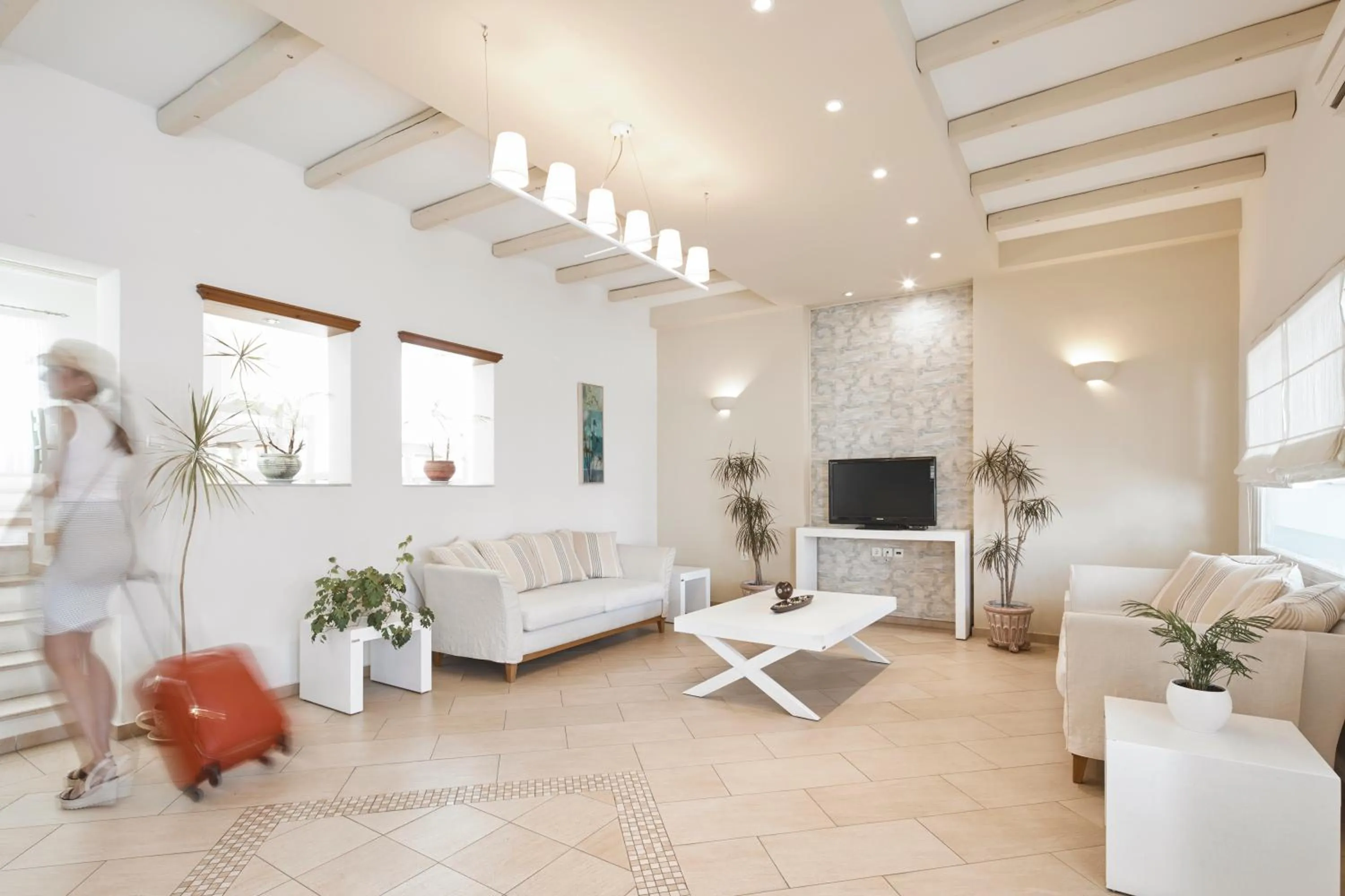 Time of day in Nissos Thira