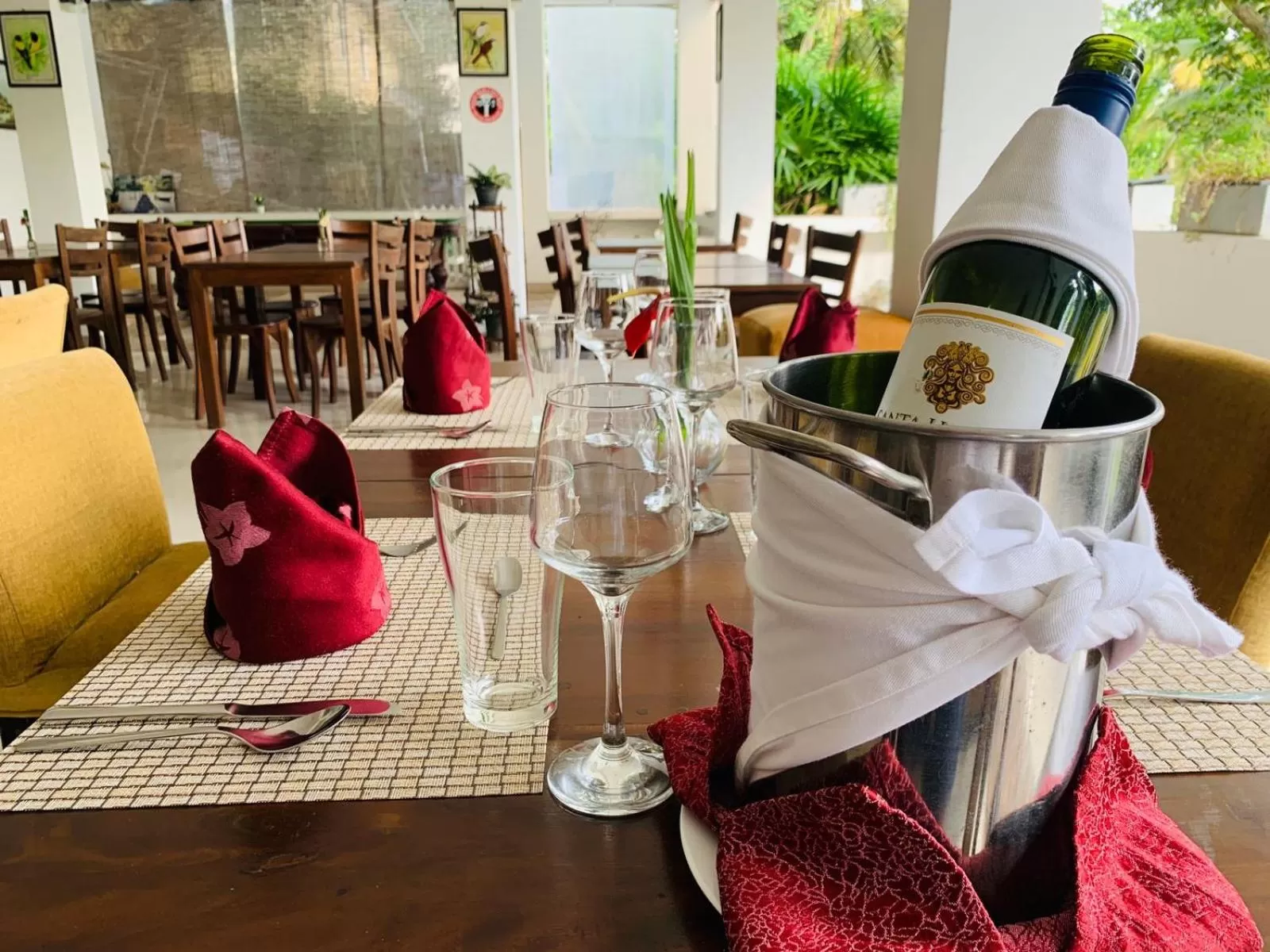 Lounge or bar in Kandy Rivers Edge Nature Resort