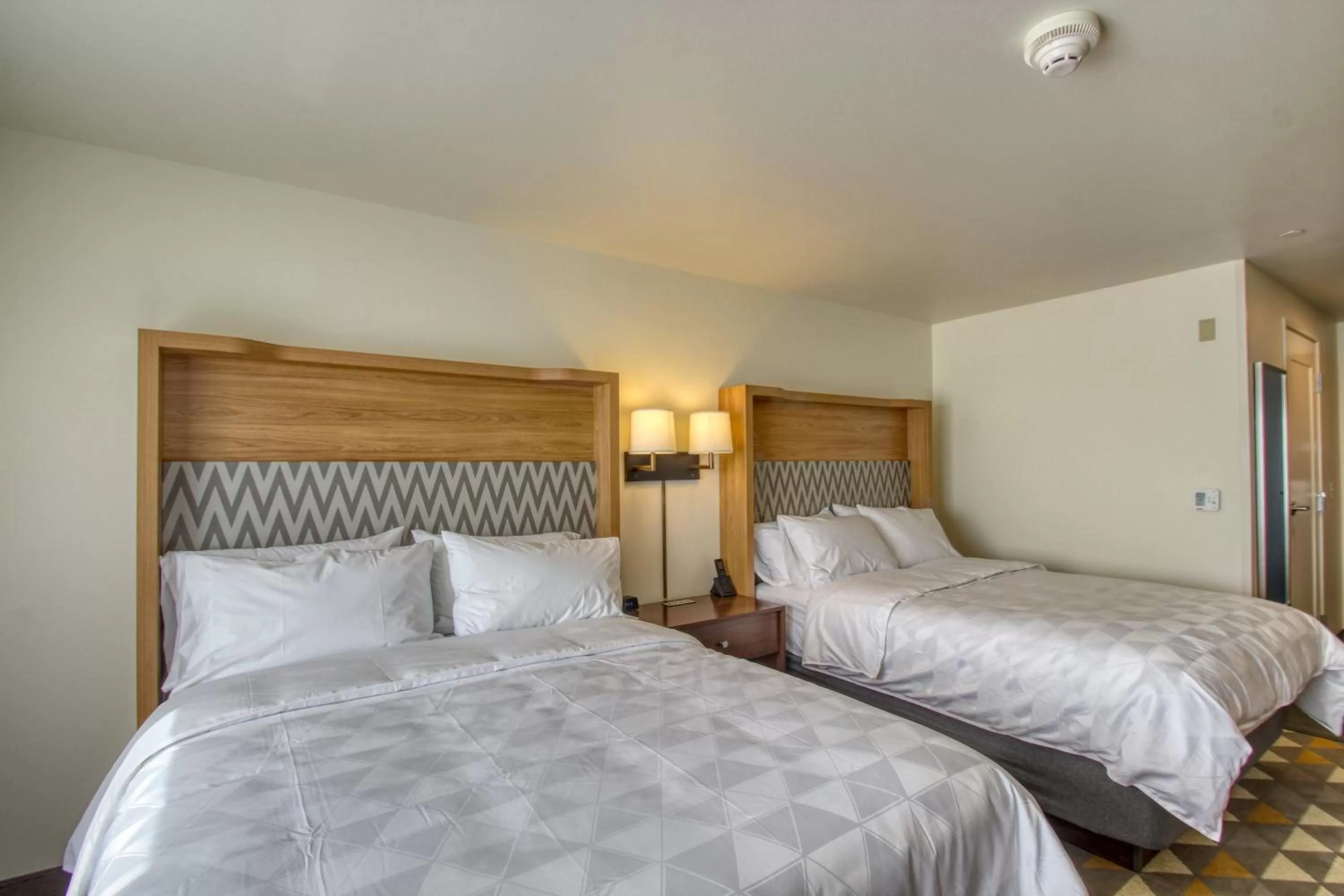 Photo of the whole room, Bed in Holiday Inn - Appleton by IHG