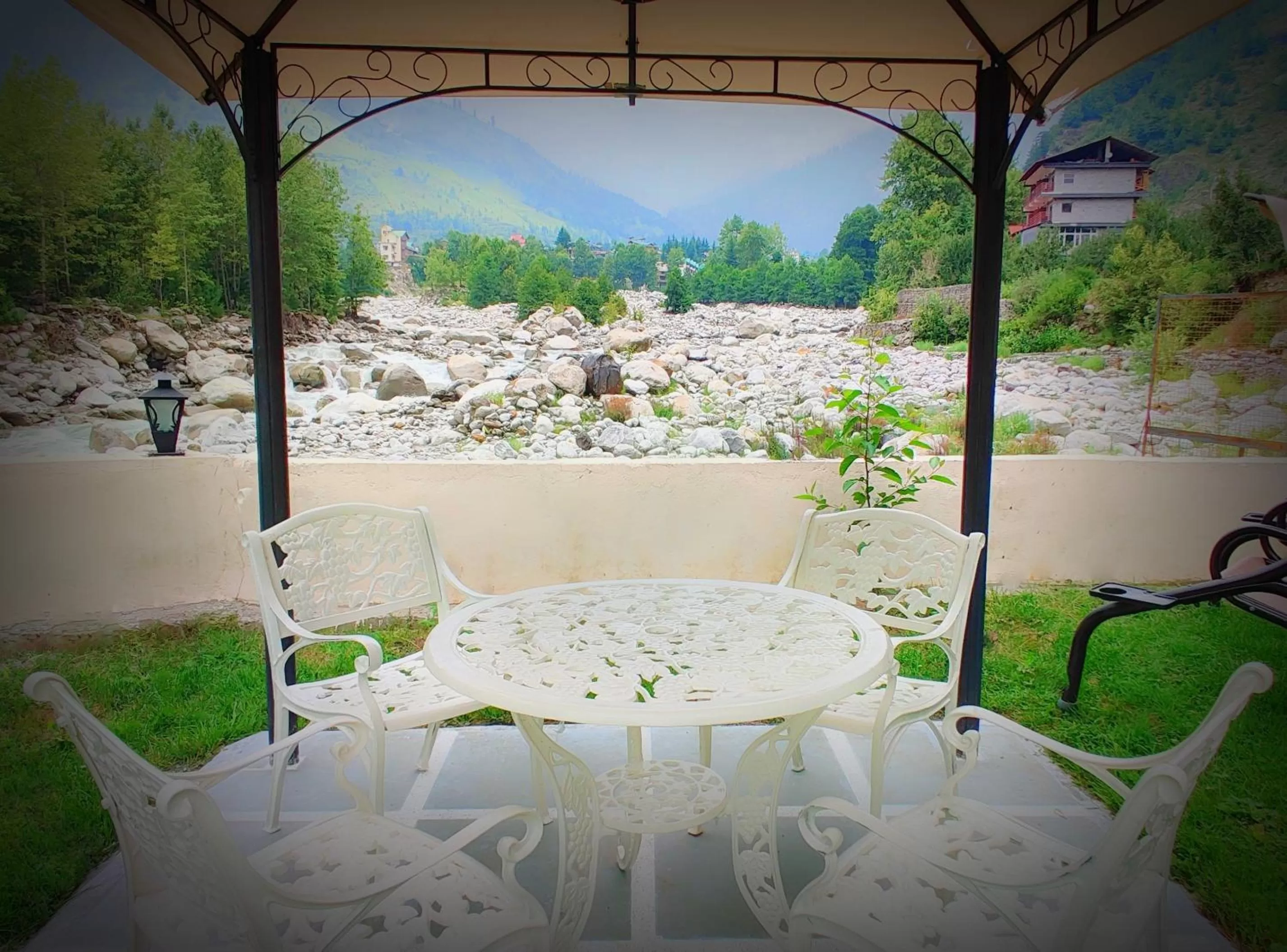 The Allure Grand Resort -A Majestic Riverside Retreat