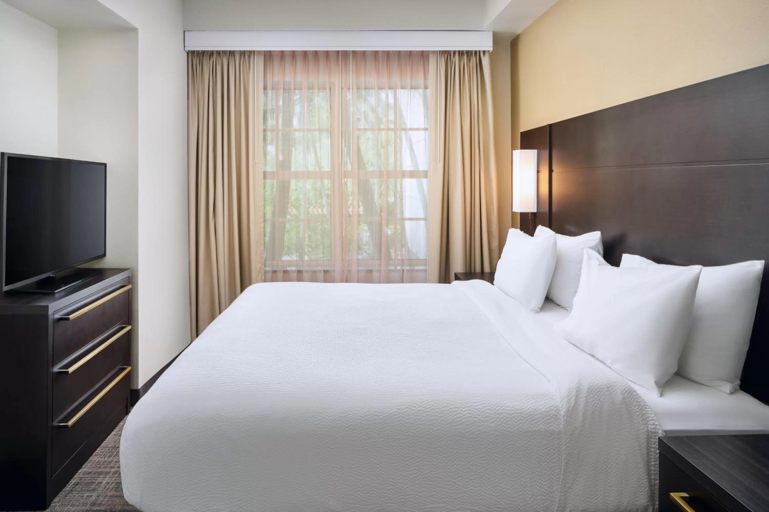 Bedroom, Bed in Residence Inn Fort Lauderdale SW/Miramar