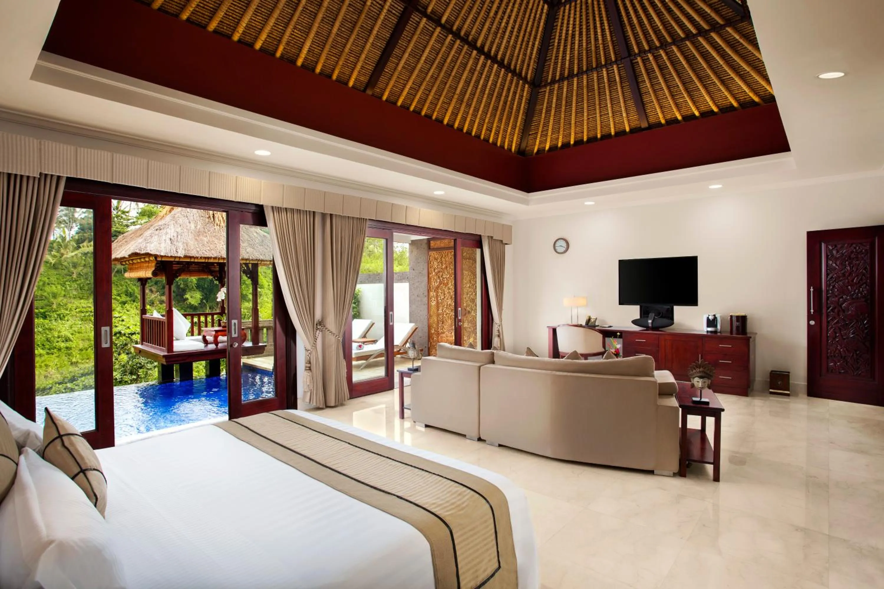 Bedroom, Bed in Viceroy Bali