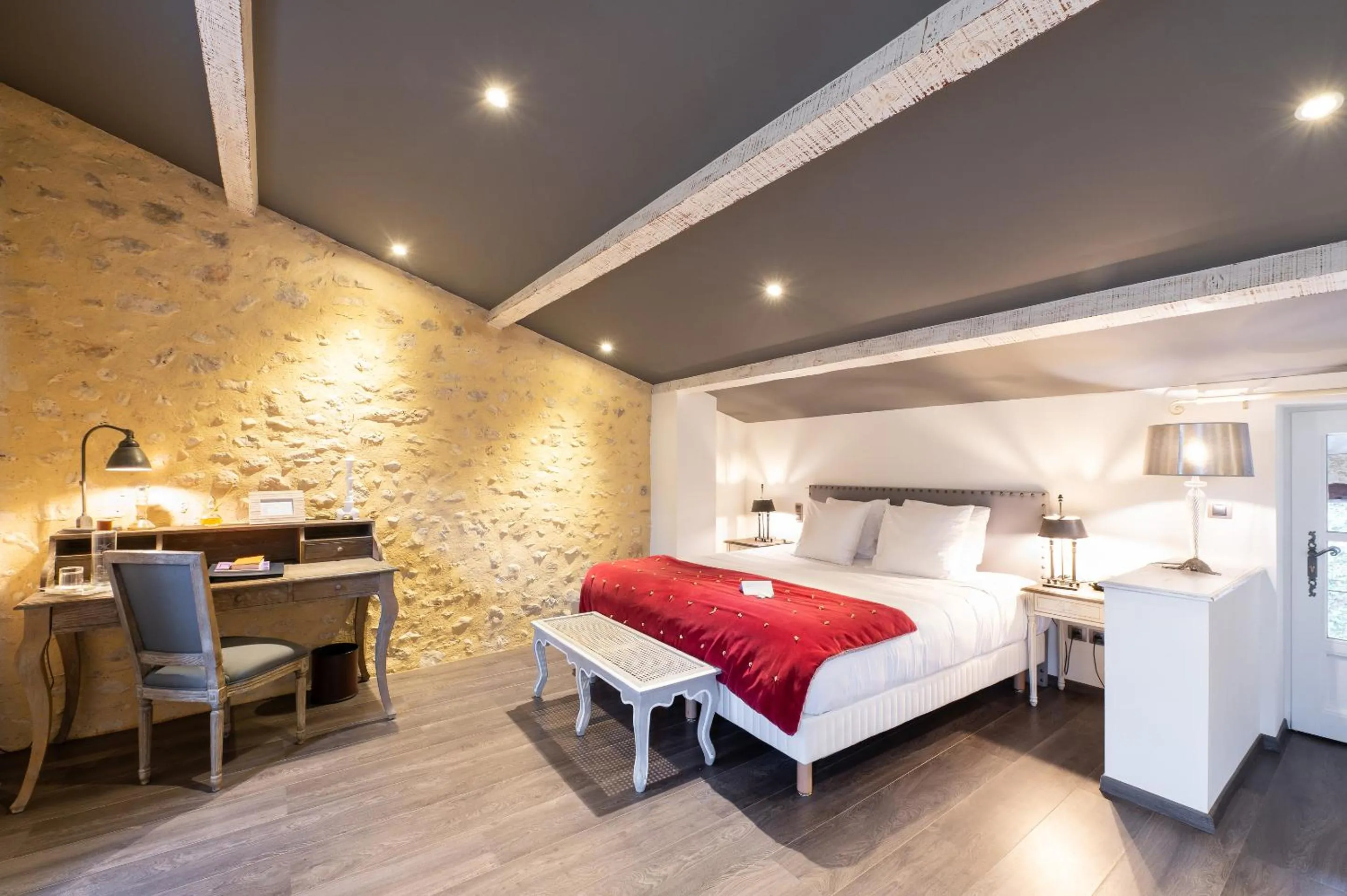 Bed in Le Domaine Du Colombier