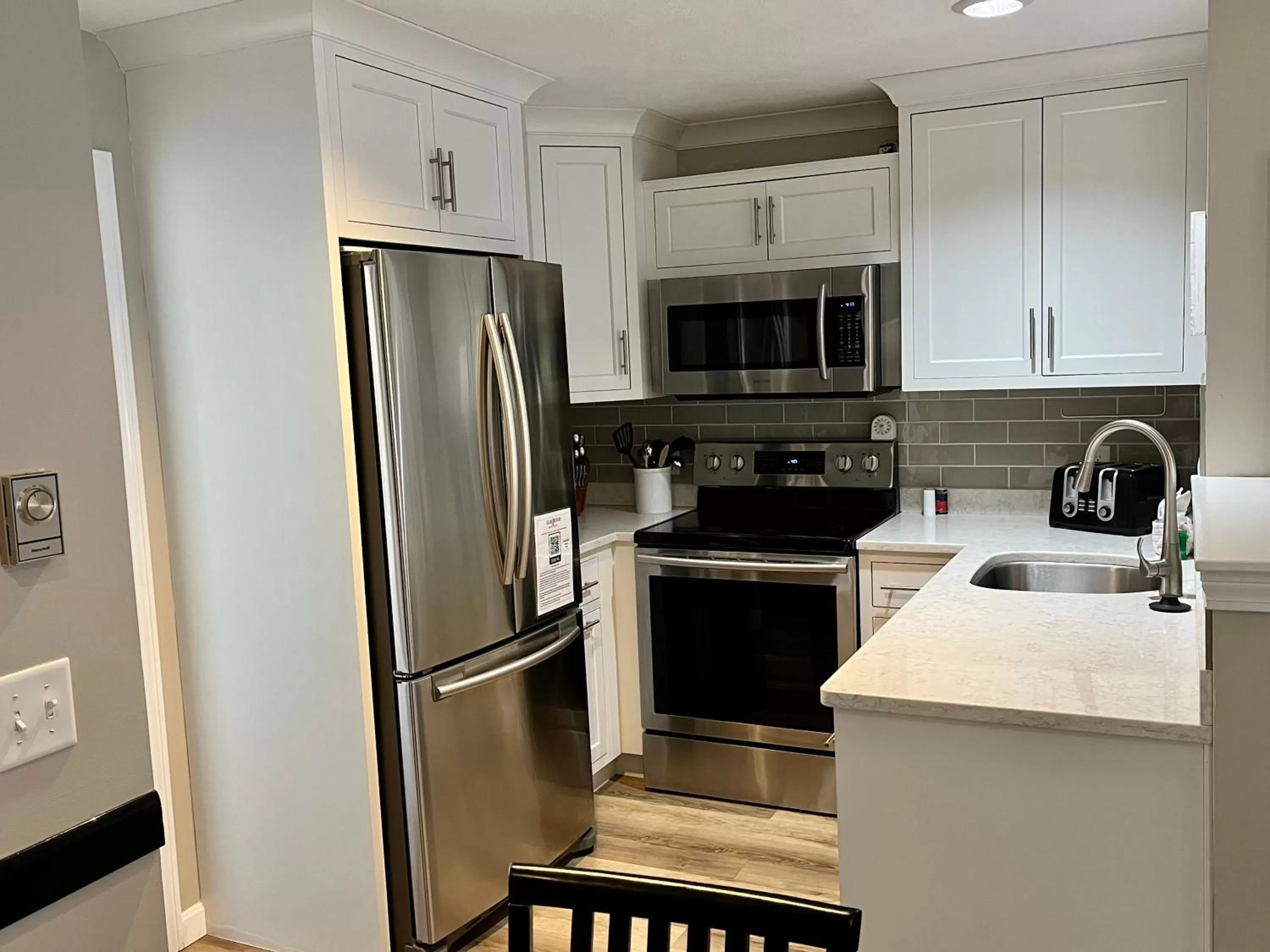 Elmwood Resort Hotel