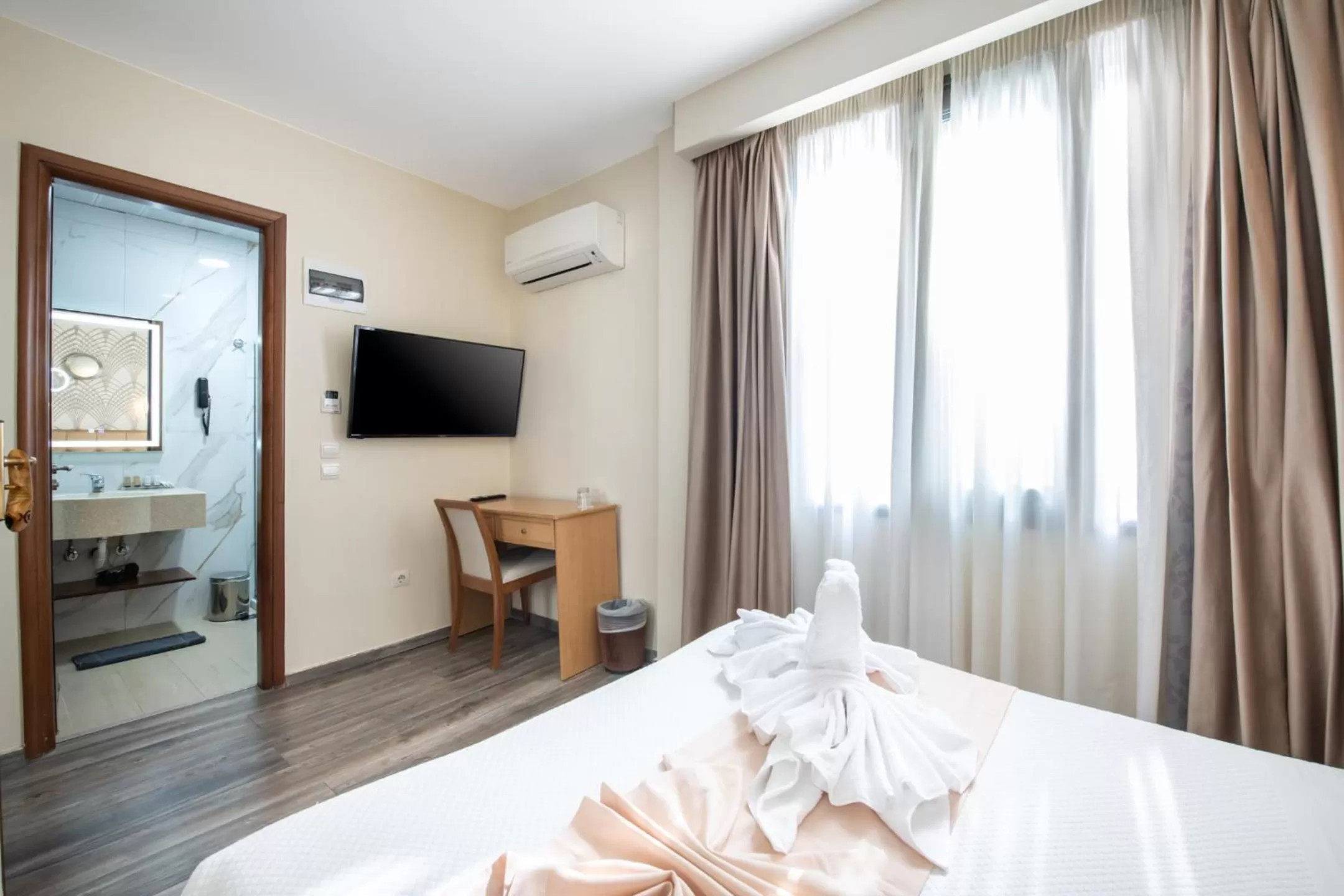 Bed in Athens Golden City Hotel