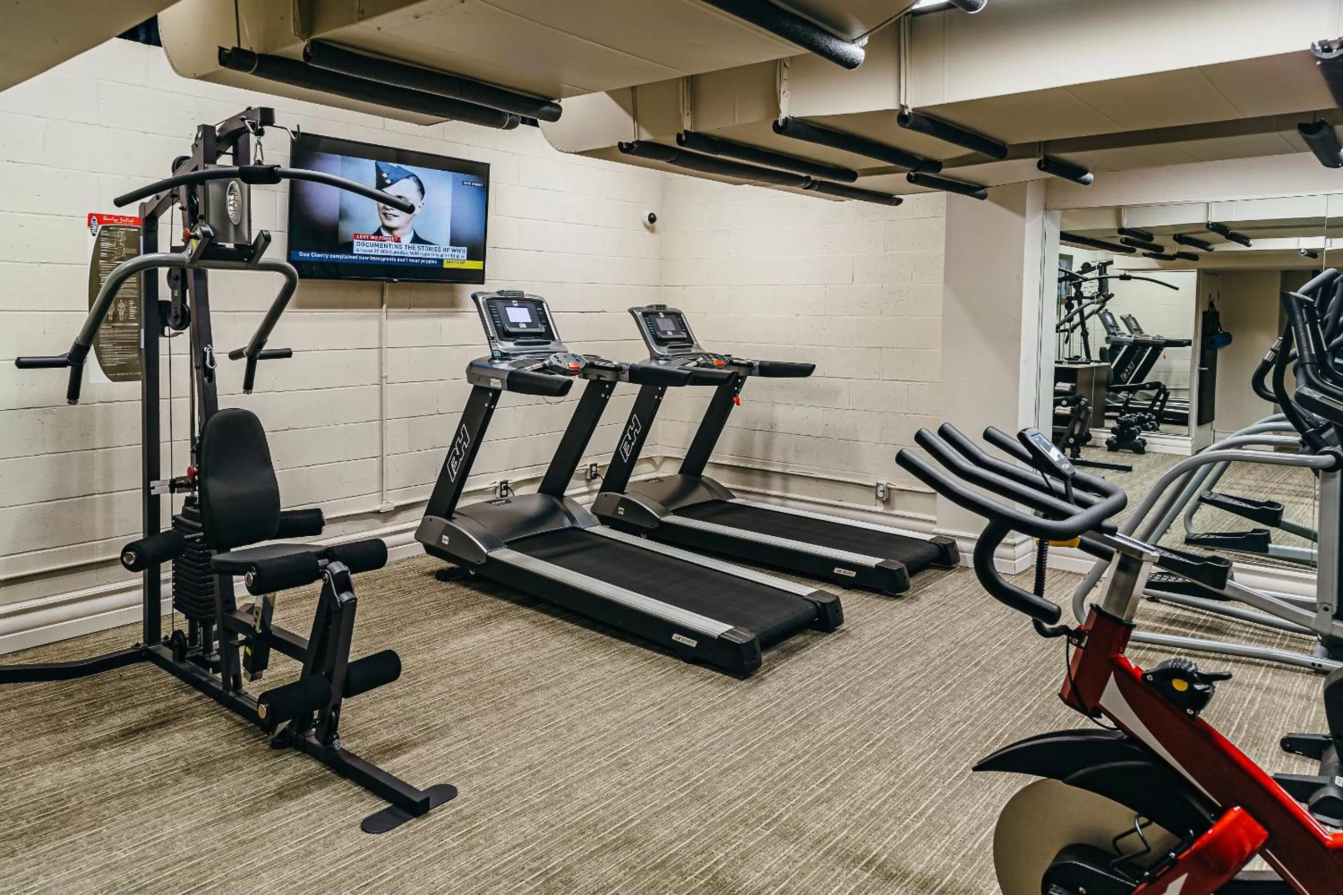 Fitness centre/facilities in Hôtel Birks Montréal