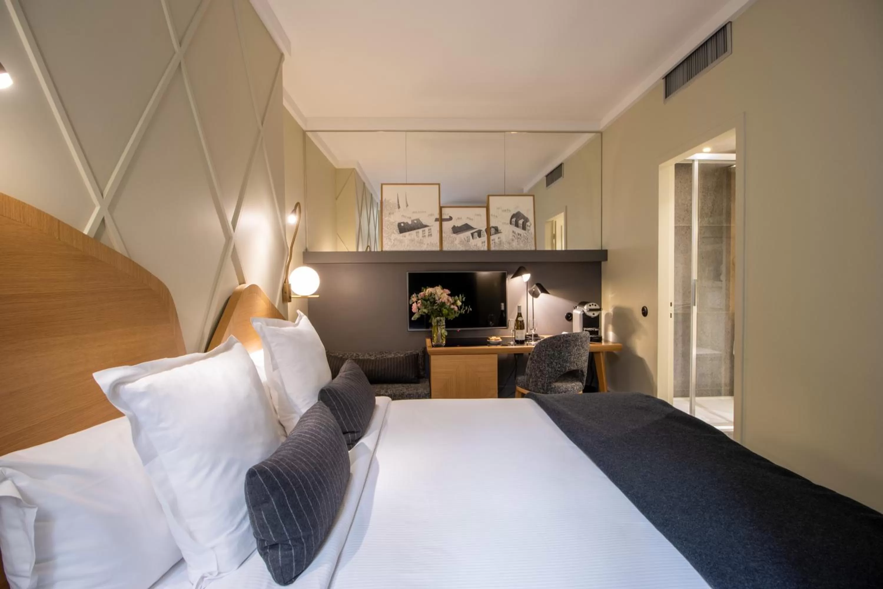 Bed in Millésime Hôtel