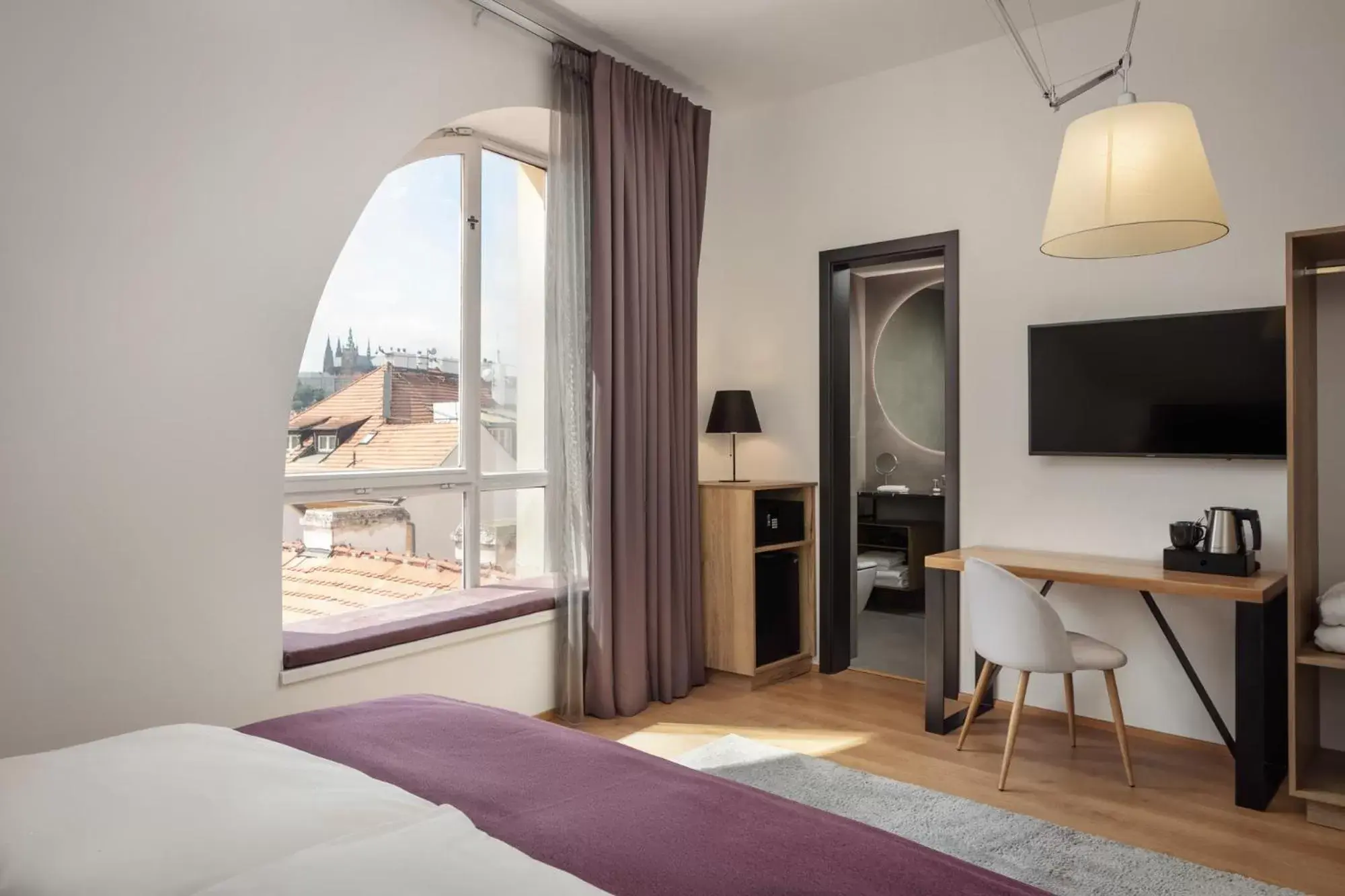Executive Double Room with Prague Castle View in MOODs Charles Bridge Executive Double Room with Prague Castle View in MOODs Charles Bridge