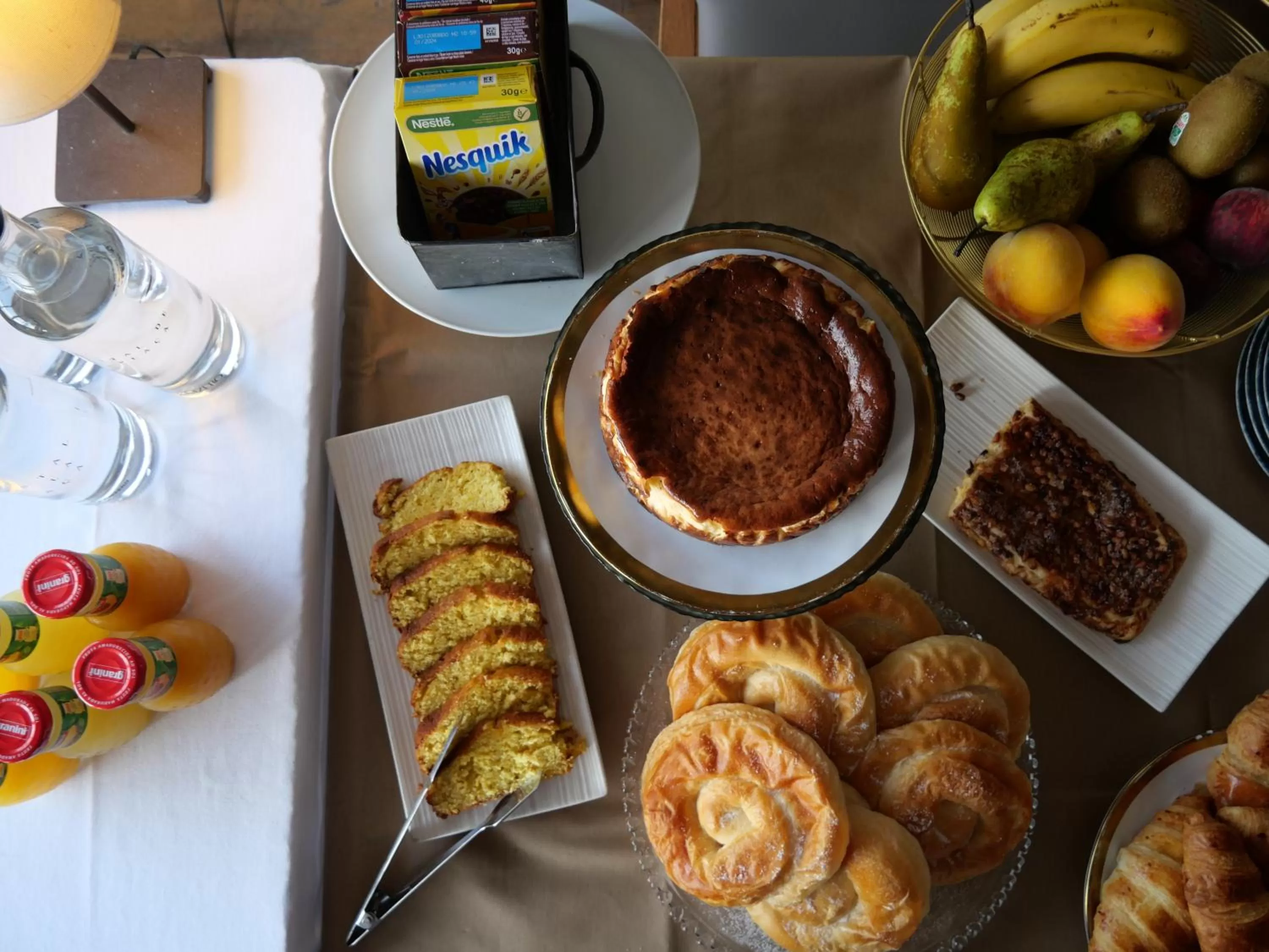 Property building in Hostal de la Plaça - Hotel Boutique