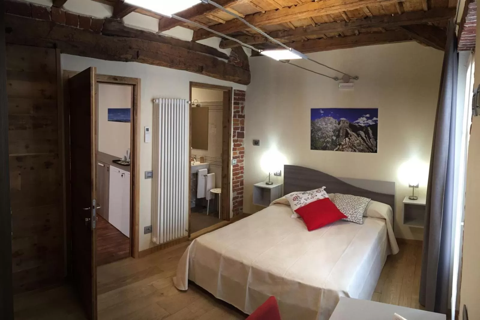 Bedroom, Bed in Osteria Senza Fretta Rooms for Rent