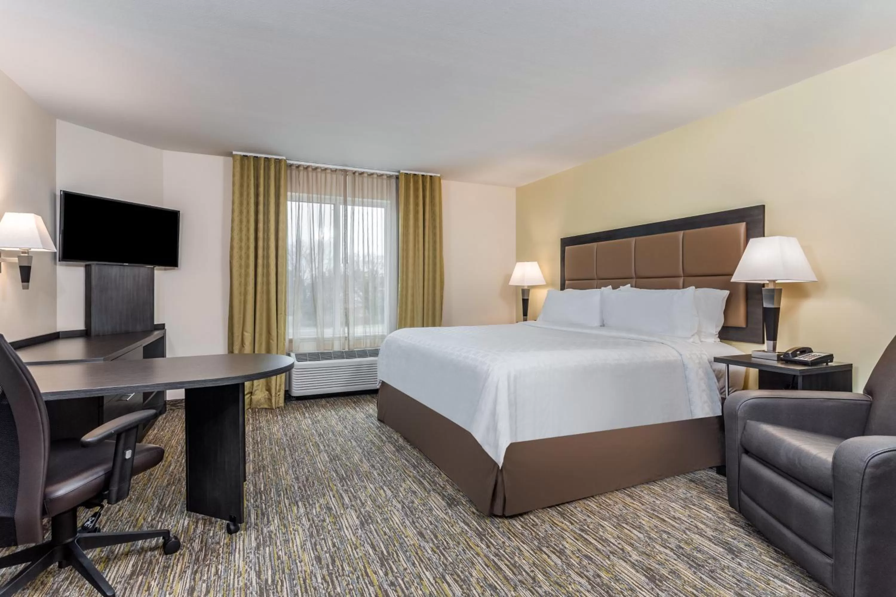 Photo of the whole room, Bed in Candlewood Suites Bensalem - Philadelphia Area by IHG